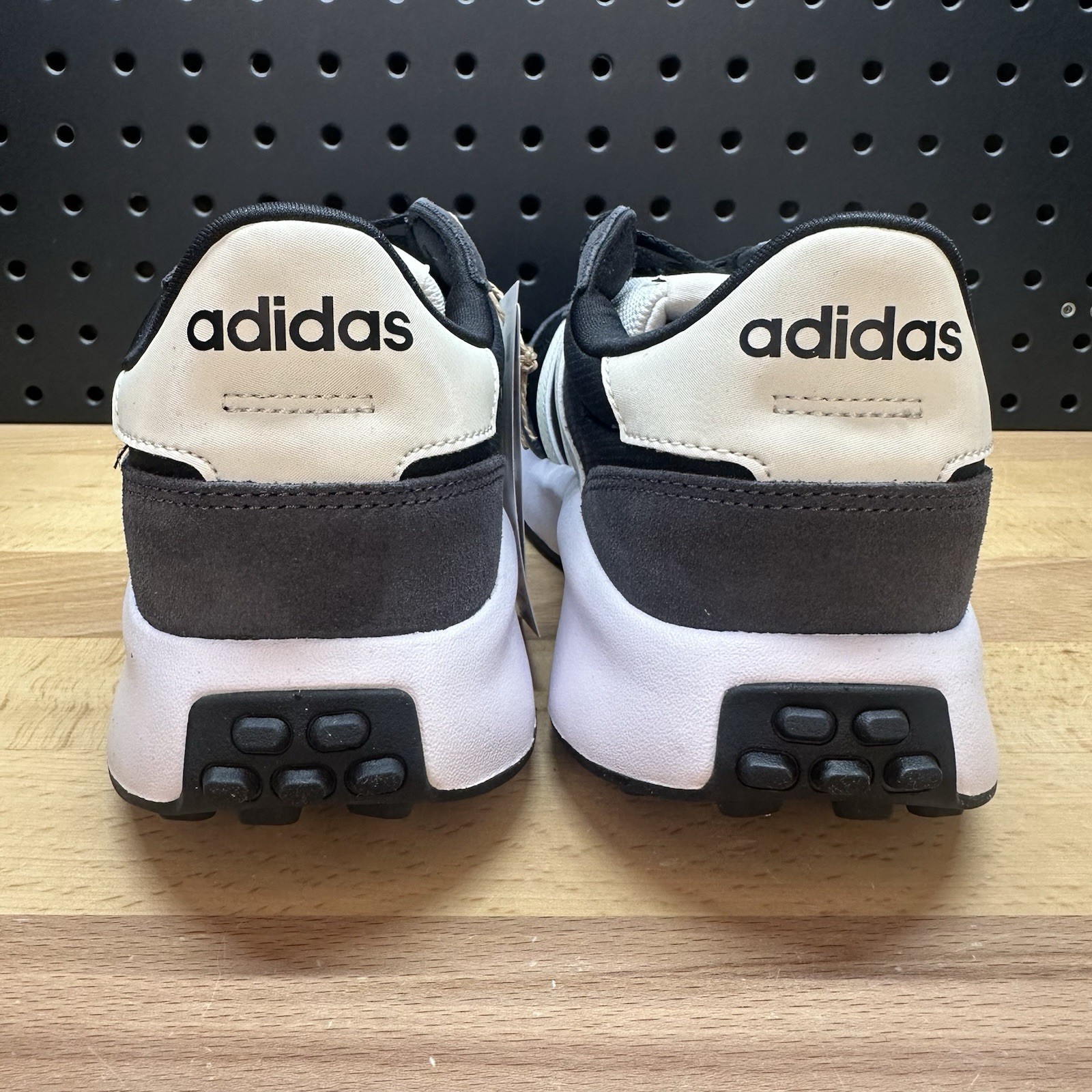 Adidas Run 70s Black Off White Sportswear Retro Running Shoes Women’s Size 8