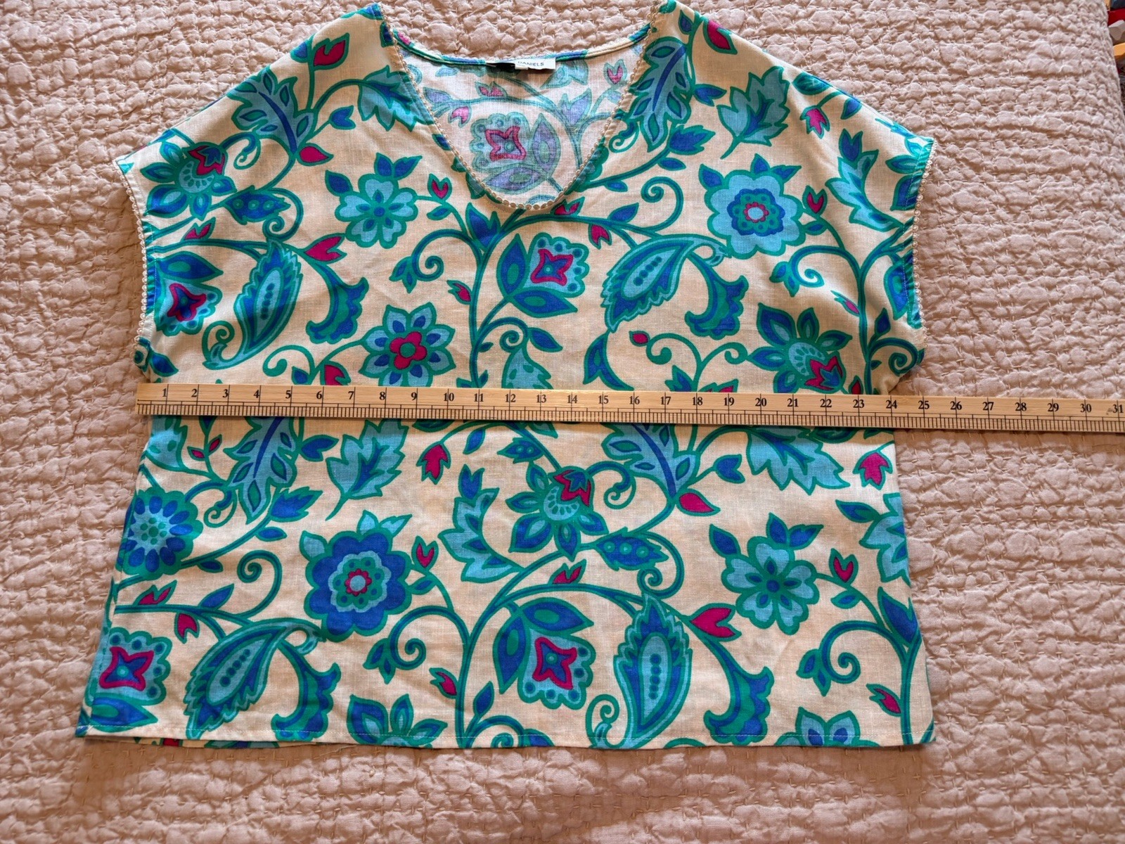 Emily Daniels XL Linen Blend Floral V Neck Blouse Boho Blue Green Pink Top