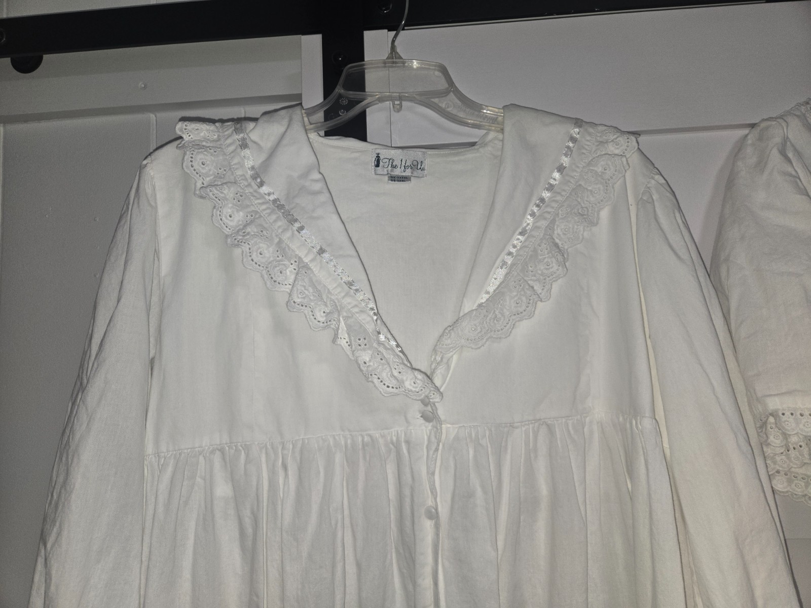 3pc Victorian The 1 for U – Long Sleeve Embroidered Robe & 2 Nightgowns XXXL us