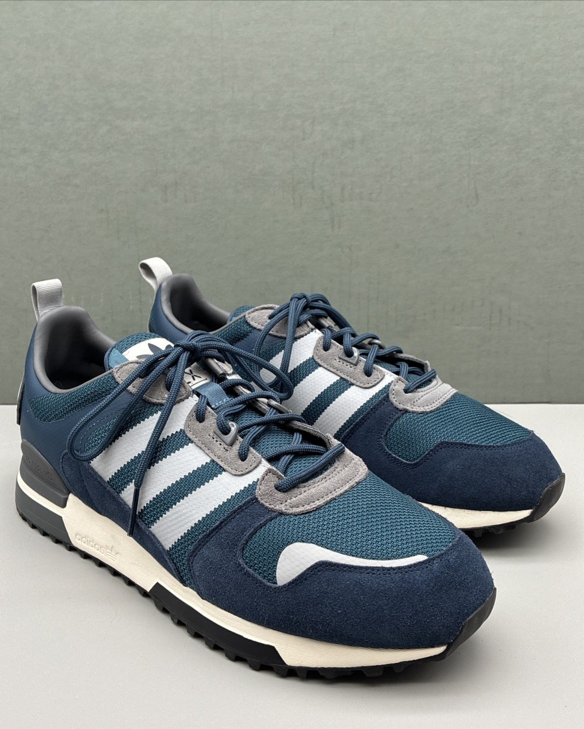 Adidas Originals ZX 700 HD Men’s 13 US Running Athletic Sneaker Footwear H01850