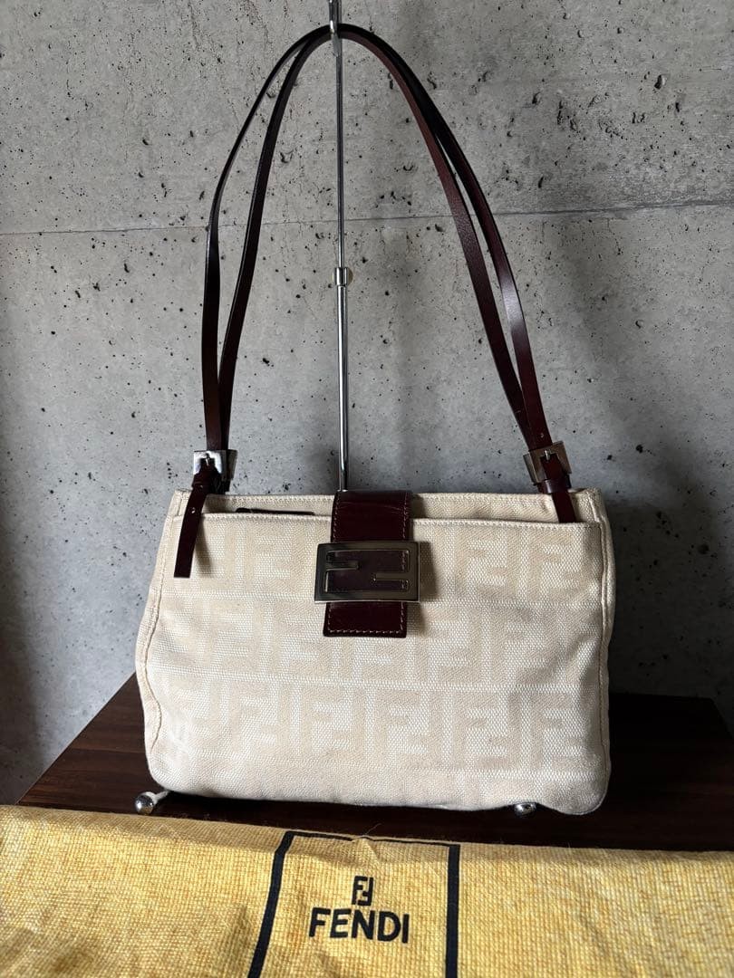 FENDI Baguette Zucca Canvas Ivory Shoulder Bag Dust Bag FF Logo Vintage Auth