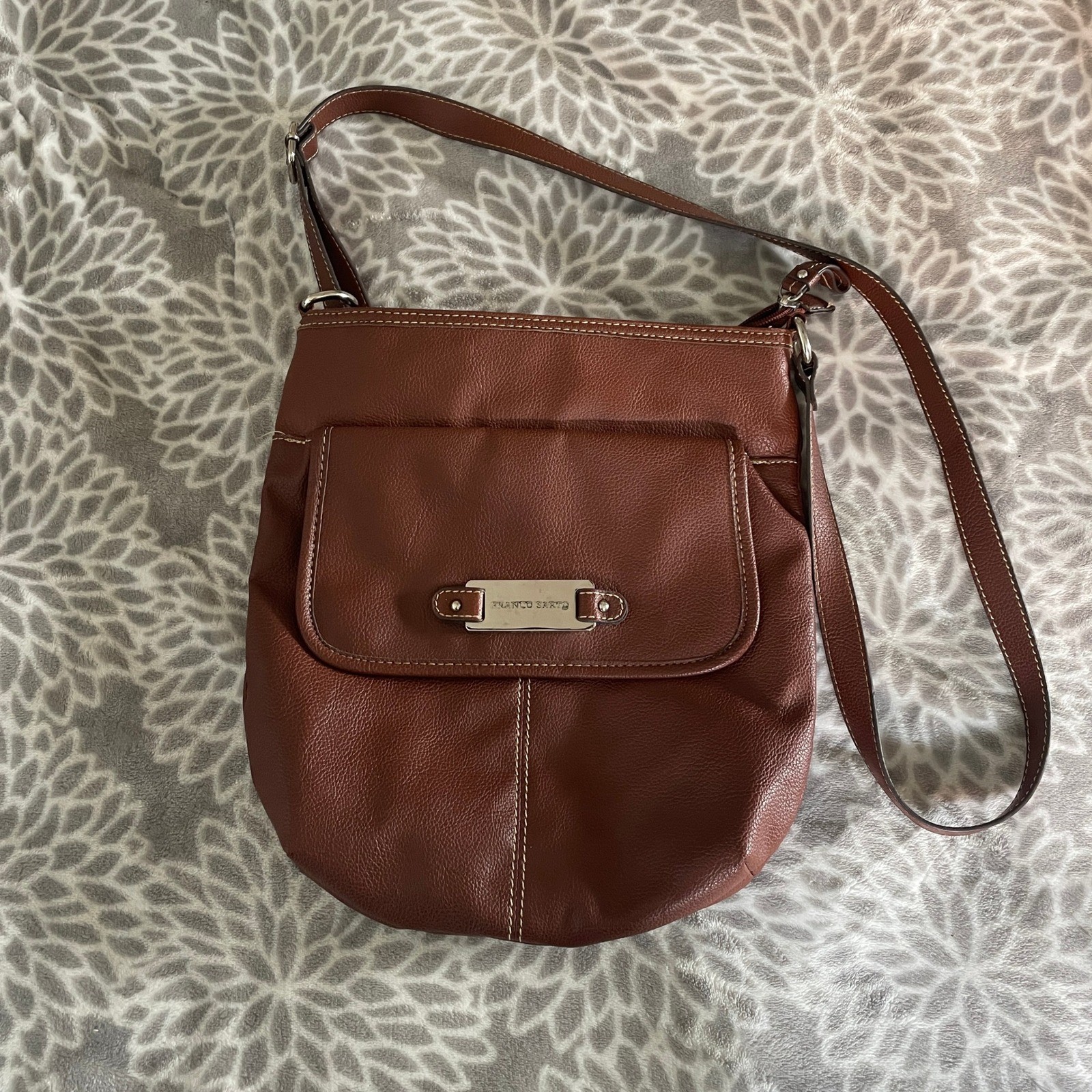 Franco Sarto Brown Pebbled Leather Crossbody Bag Silver Logo Normcore Everyday