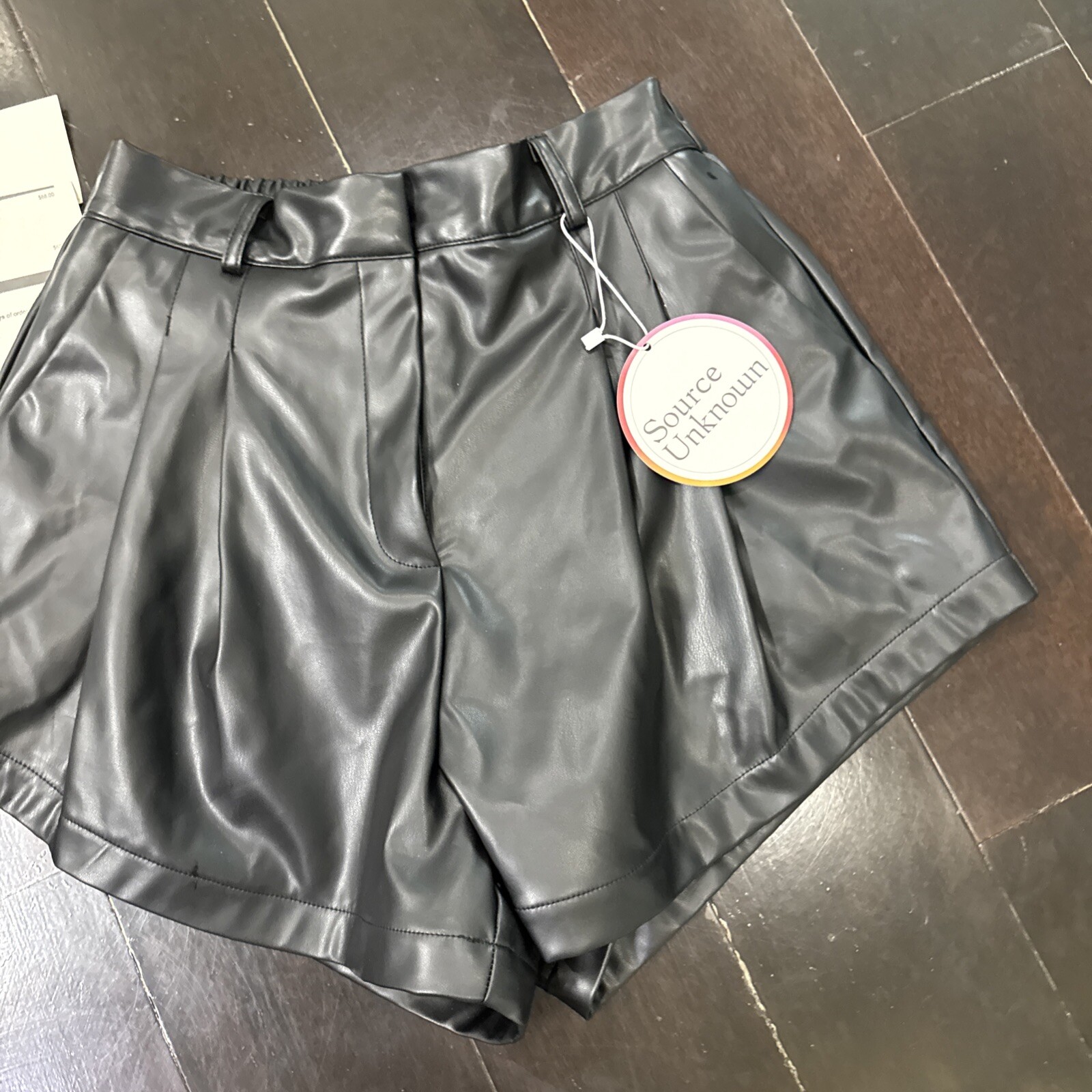 Source Unknown New With Tag Giacca High Rise Angled Leather Shorts Black S/M