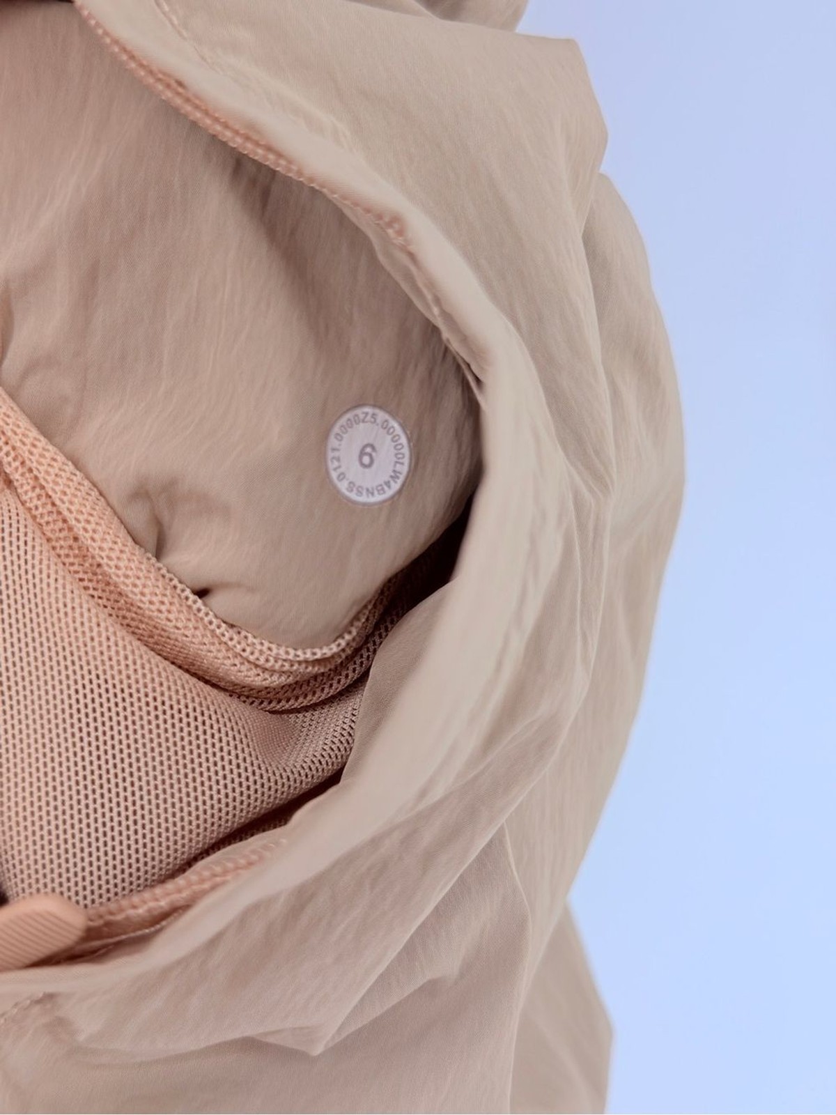 Lululemon Lightweight Hooded Packable Jacket Beige Size 6