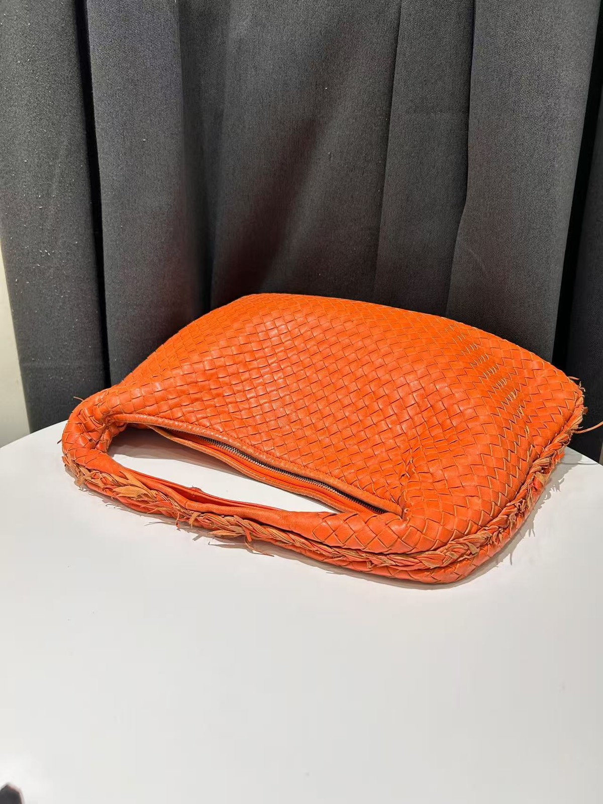 Authentic Bottega Veneta Handbag Hobo Orange Intrecciato Woven Leather Italy