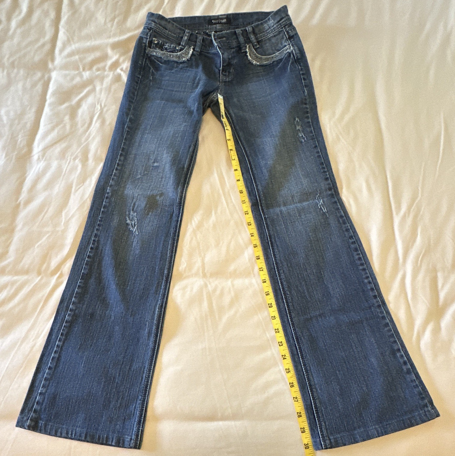 White House Black Market Women’s Medium Wash Bootcut Jeans Blue Rhinestone 00R