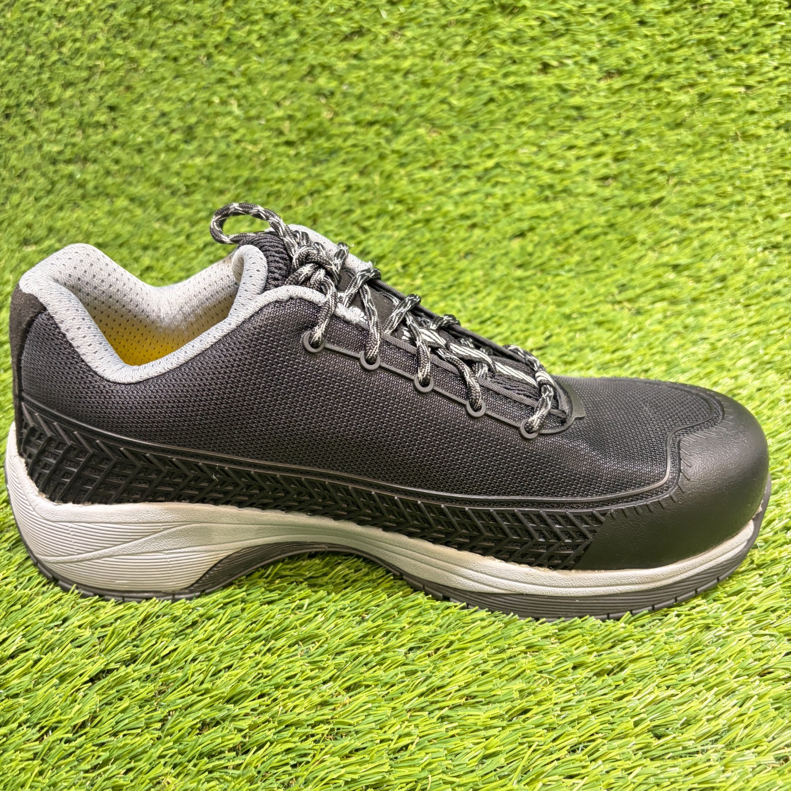 Michelin Latitude Tour Mens Size 9.5 Black Gray Alloy Toe Safety Work Shoes