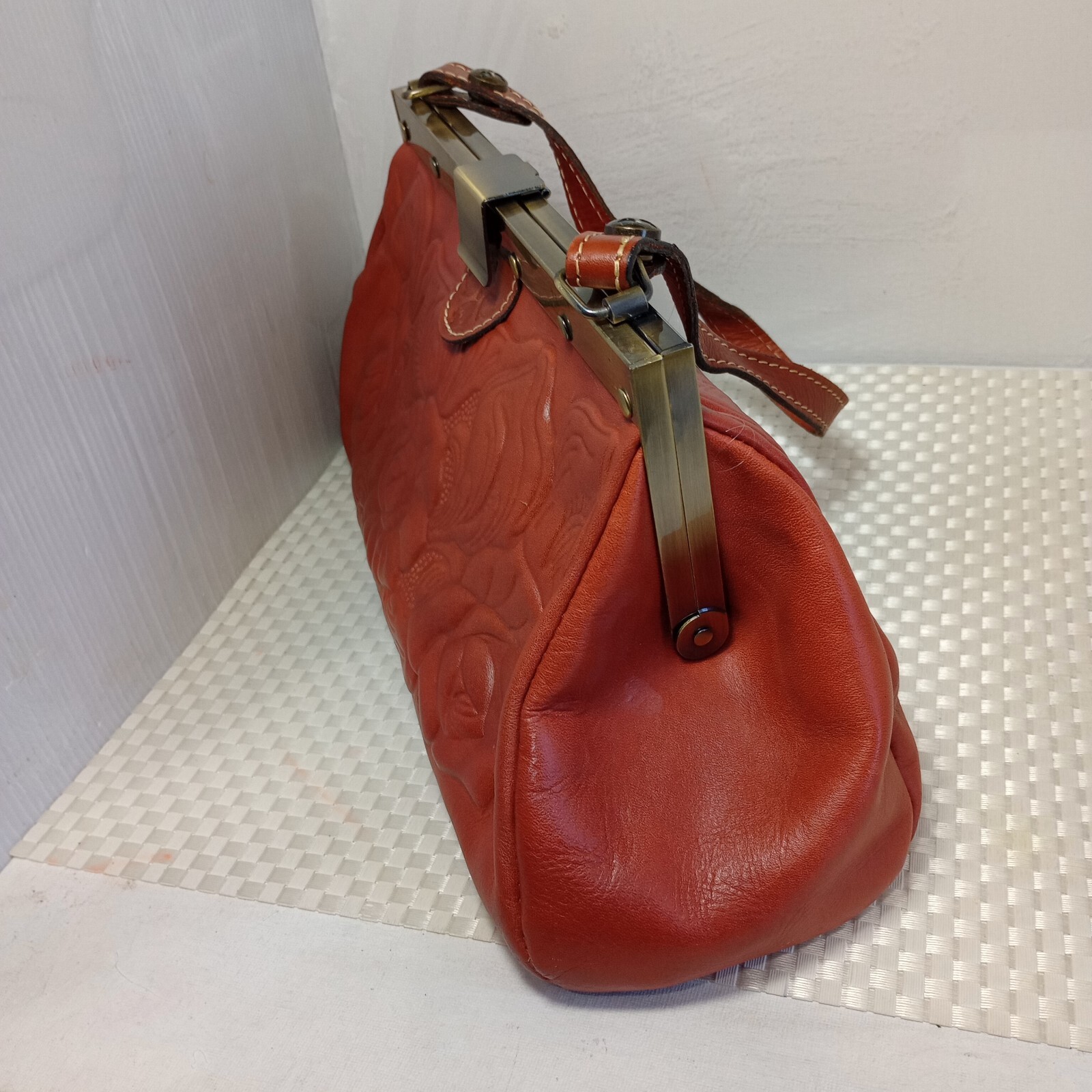 Patricia Nash Floral Embossed Cognac Leather bag Medium Brass Bottom Studs EUC