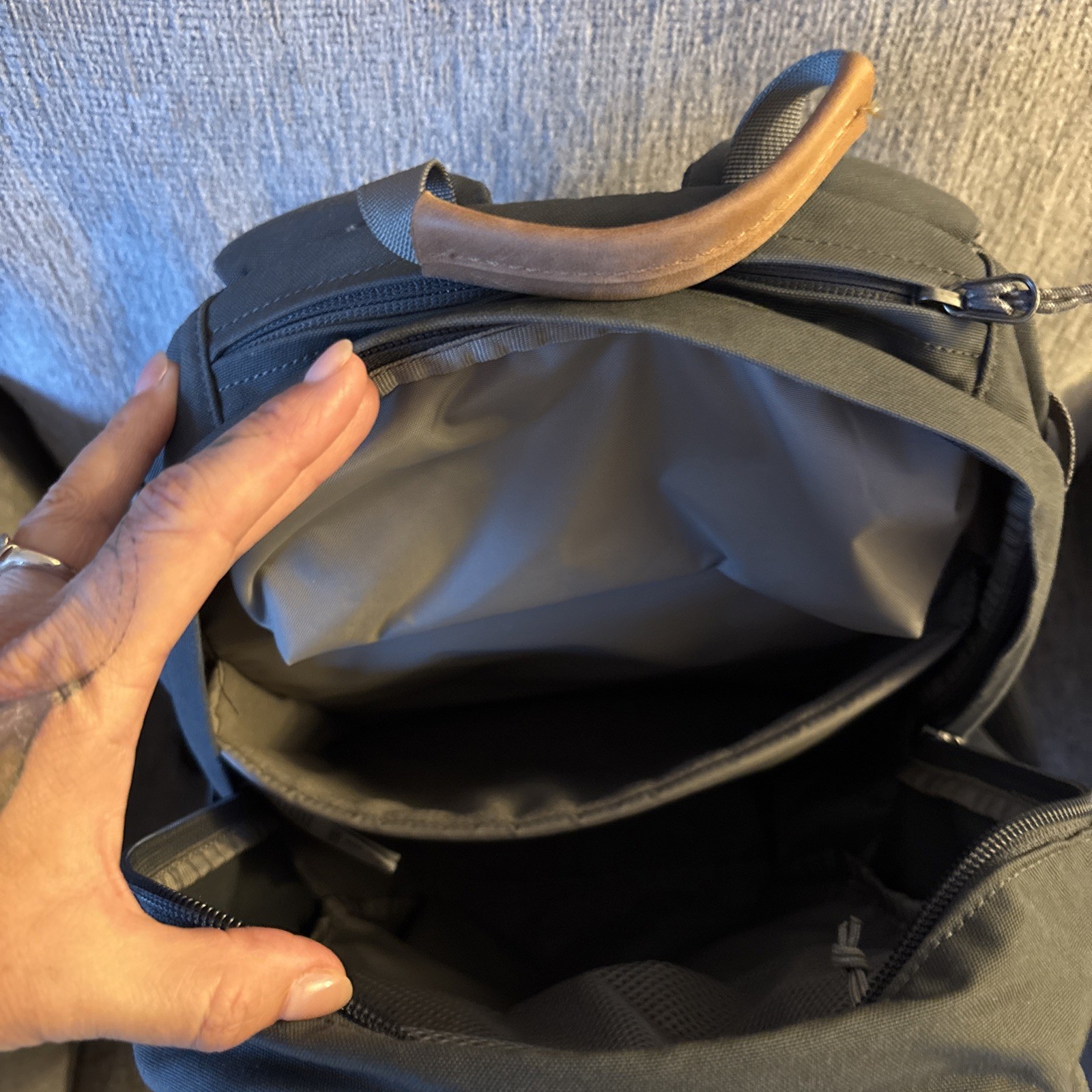 Fjallraven Raven 20 Backpack, Basalt