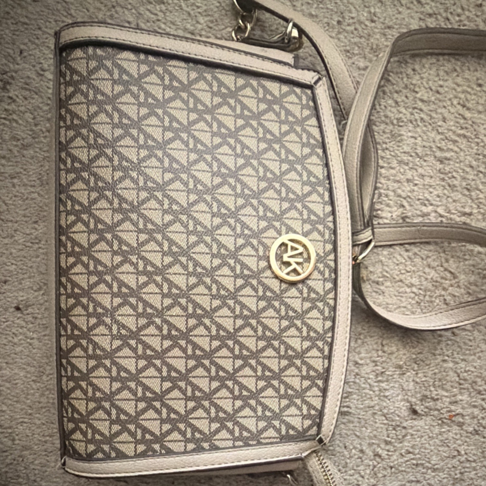 Michael Kors Gray Monogram Small Crossbody Bag Zip Detachable Strap Gold