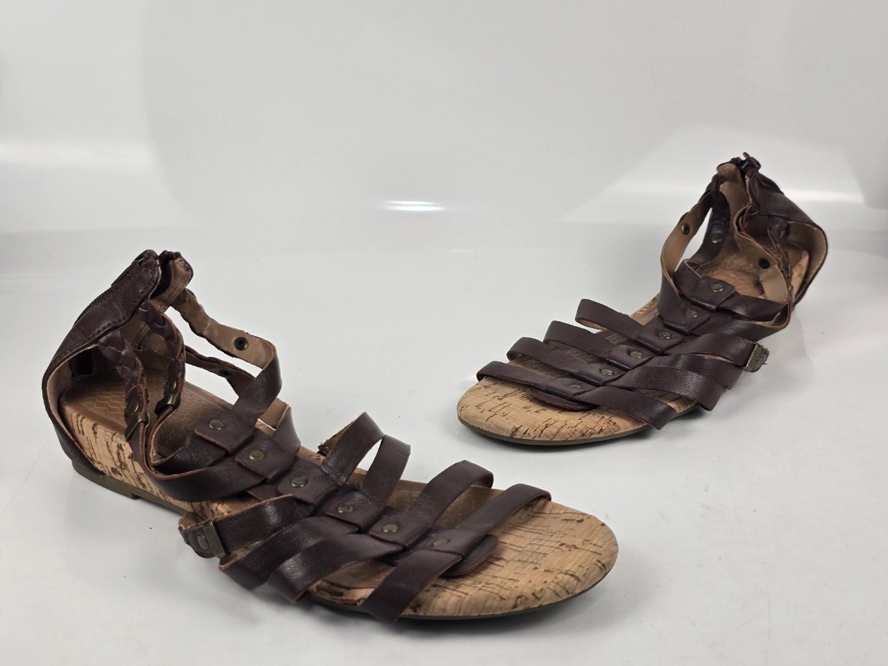 Baretraps Gweneth Women’s Brown Leather Gladiator Sandals US Size 8M