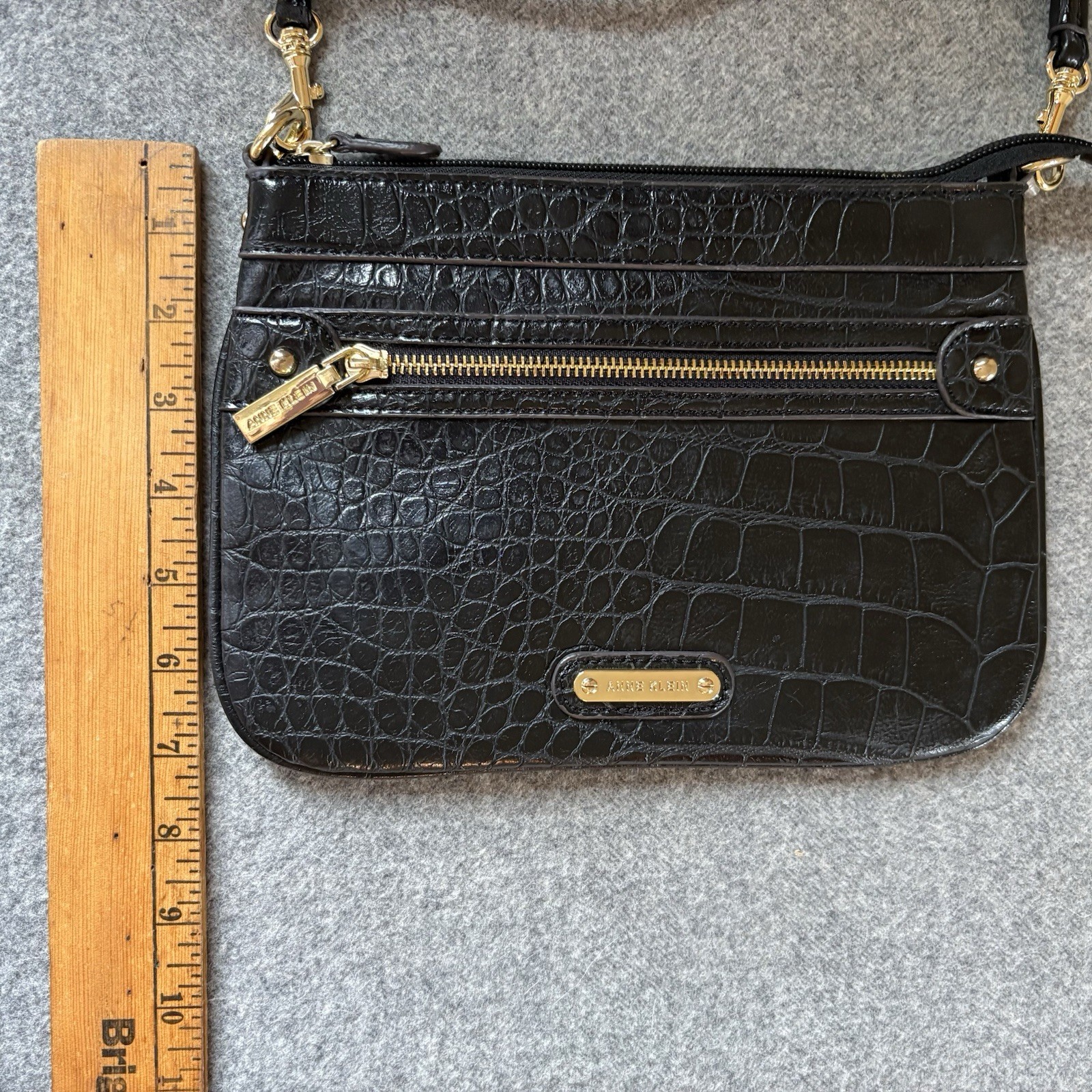 Anne Klein Black Croc Embossed Crossbody Bag Zip Gold Hardware Red Lining