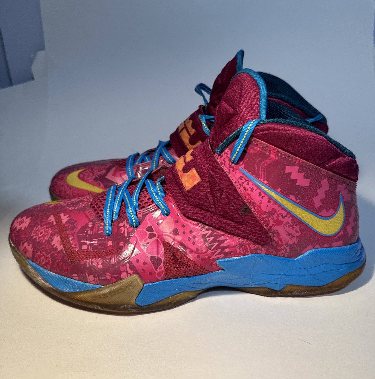 Nike LeBron Men’s Sneakers 599264-001 Size 14