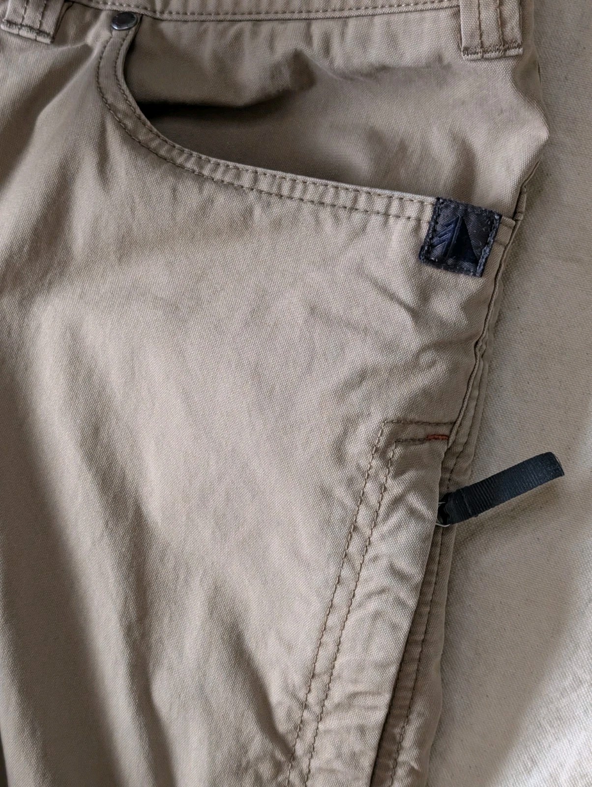 LL Bean 288083 Riverton Men’s Rugged GORP Hiking Pants Cargo Cotton Nylon 38×30