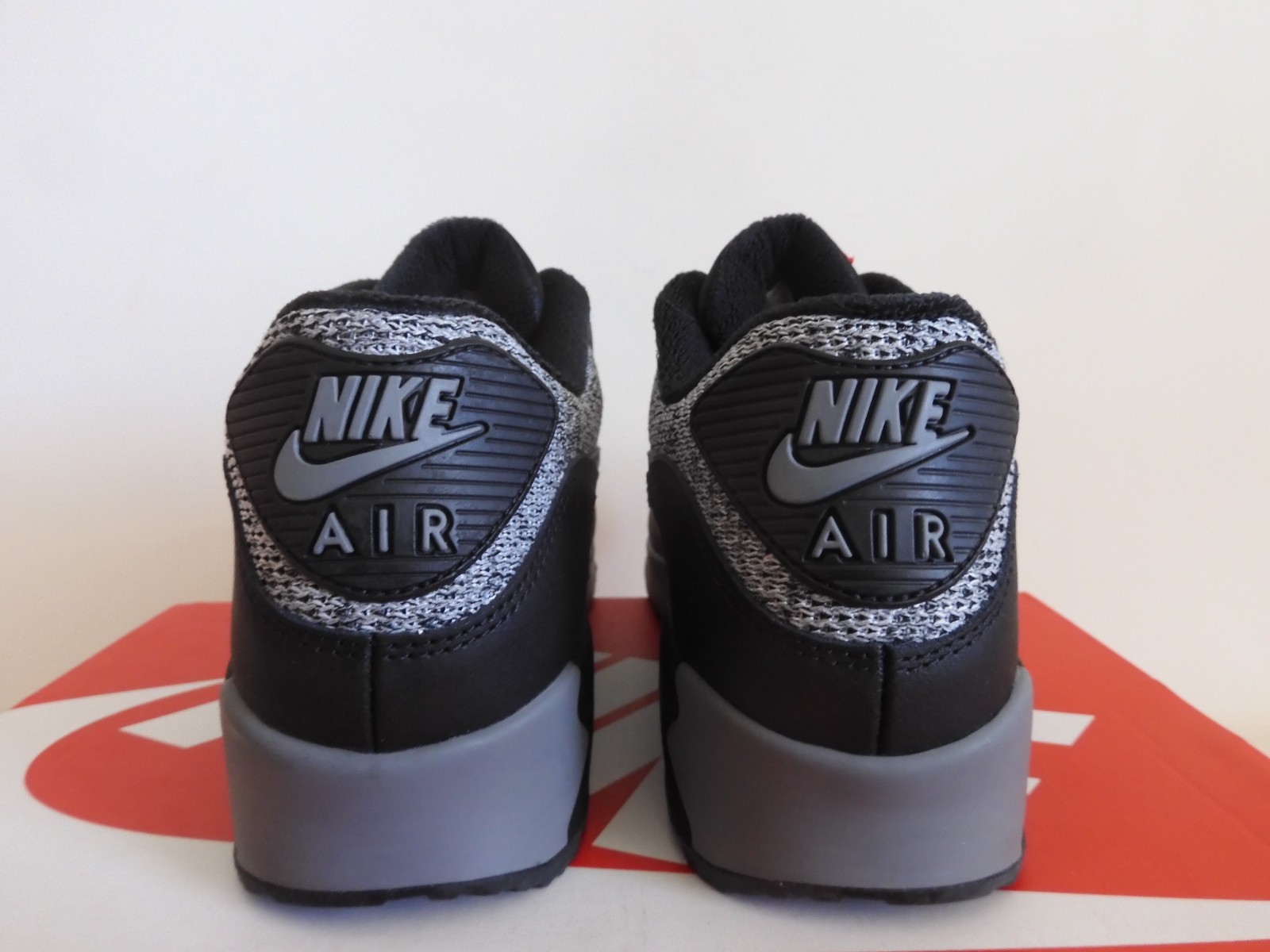 Nike Air Max 90 Essential Wool Black-Grey-Anthracite-Red Sz 9 Rare! [537384-065]