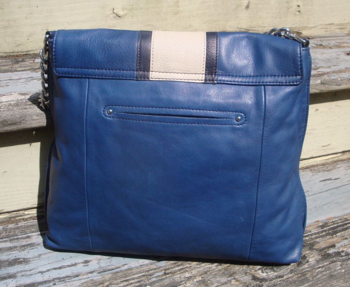 B MAKOWSKY Blue Leather Hobo Handbag Tote Purse Shoulderbag Chain Strap Large