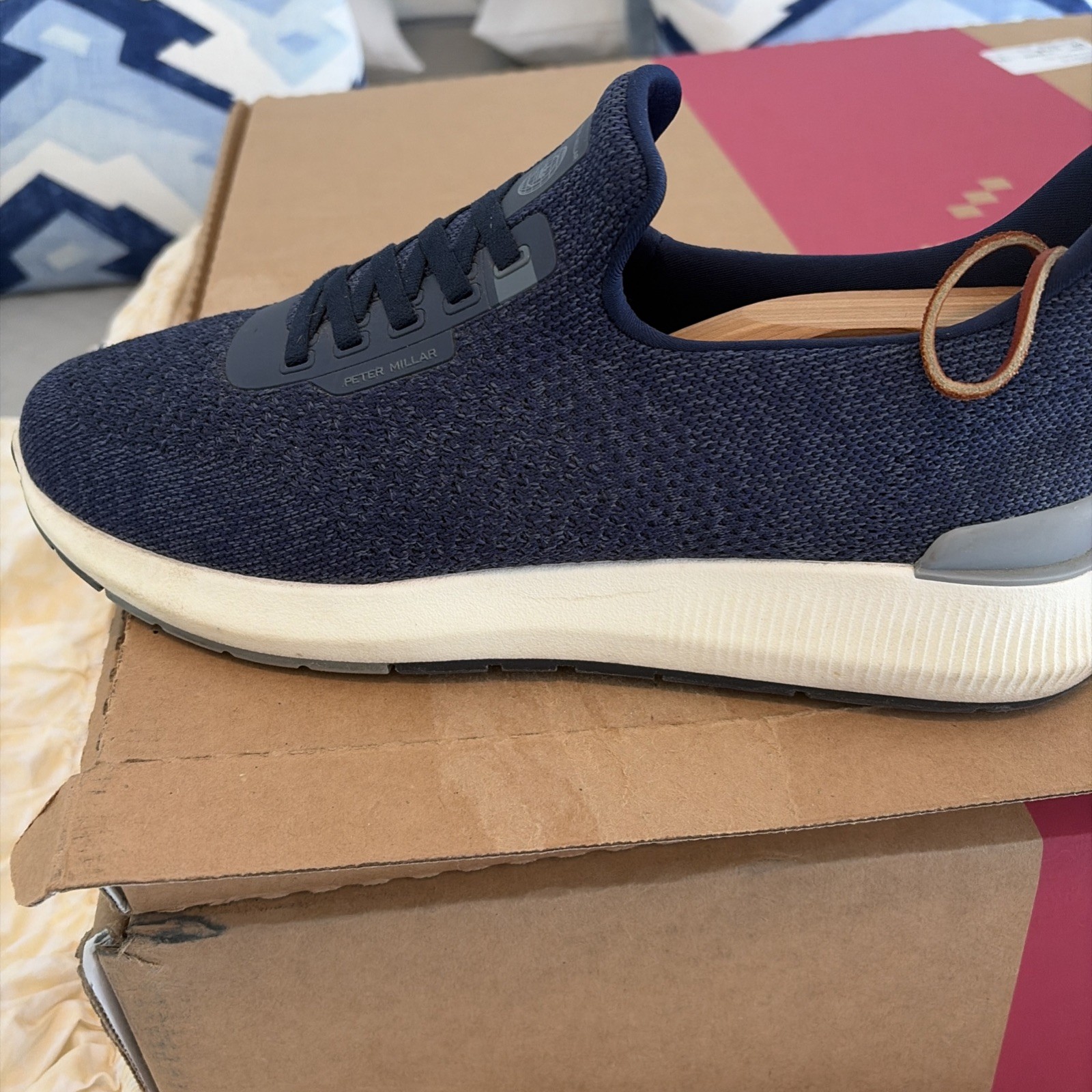 Peter Millar Hyperlight Apollo Men’s Size 10 Navy Blue Knit Sneakers. MSRP $185