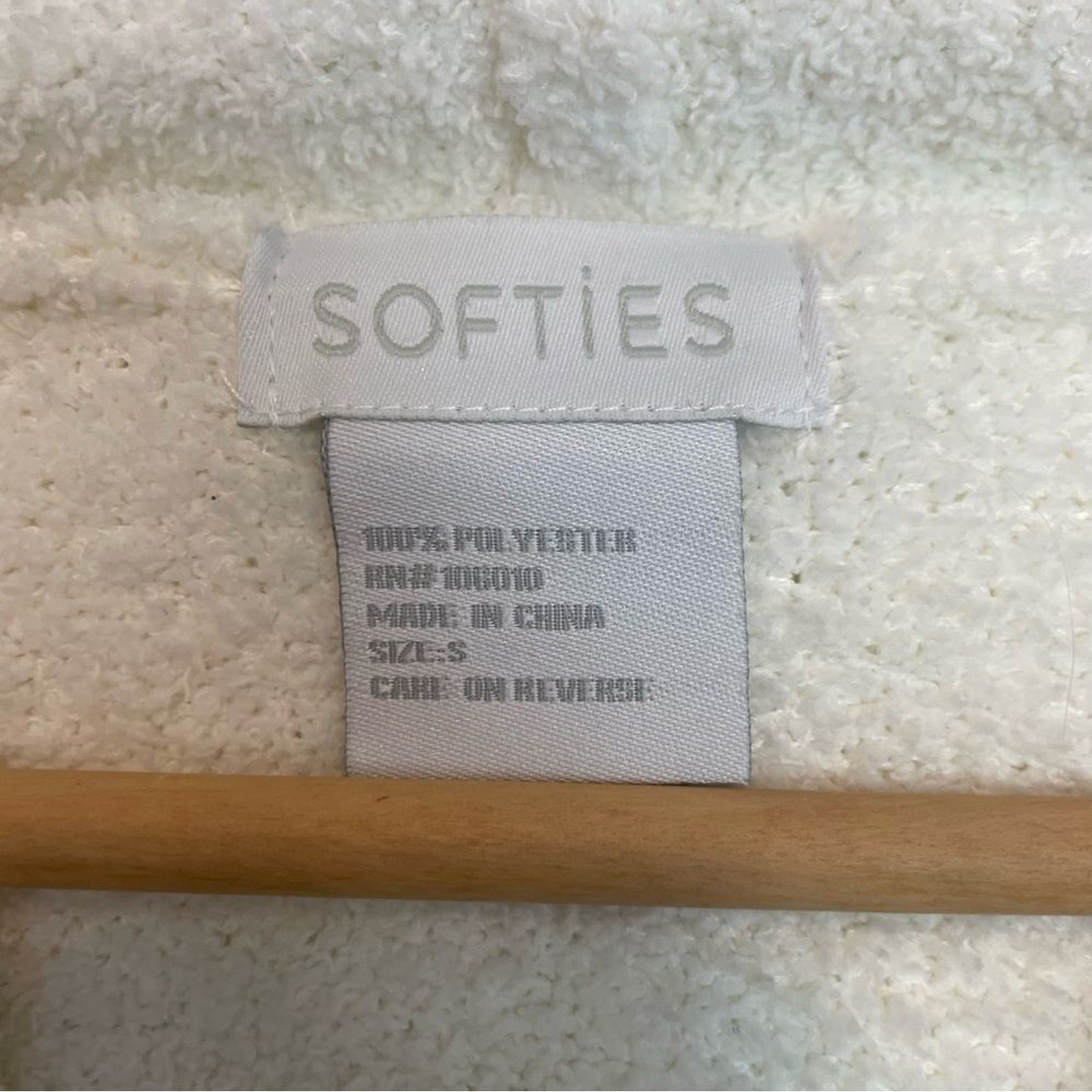 Softies Plush Sherpa Super Cozy Hoodie Pullover Sweatshirt Marshmallow Small