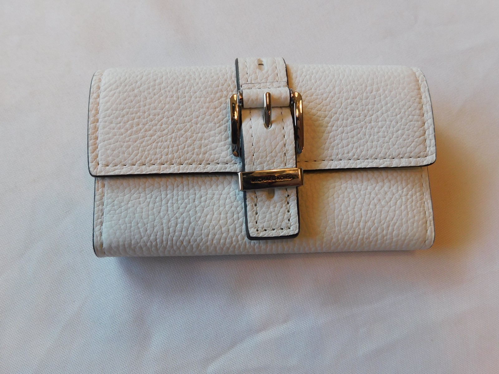 Michael Kors MK Nolita MD Flap Trifold Wallet Leather Optic White NWT