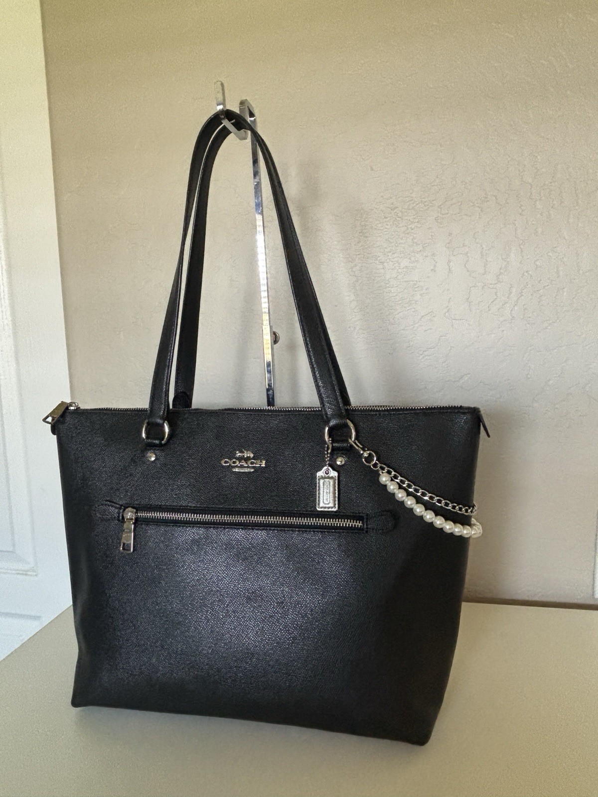Coach Gallery Zip City Tote Bag Leather F79608 Black Silver
