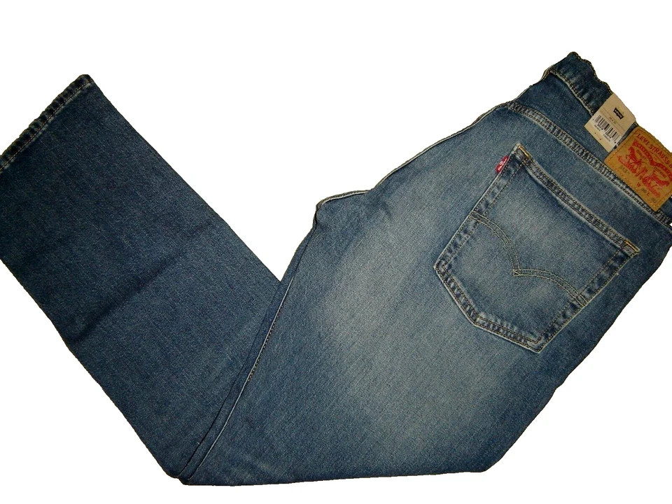 NWT Levi’s 513 jeans 36 x 30 Slim Straight Fit Retail $80 Style # 08513-0715