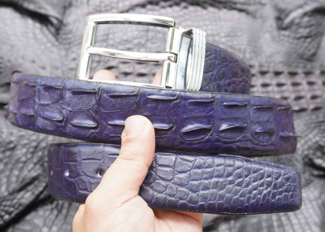 W 1.5 inch – Blue Genuine CROCODILE Hornback LEATHER Skin Men’s Belt #D18