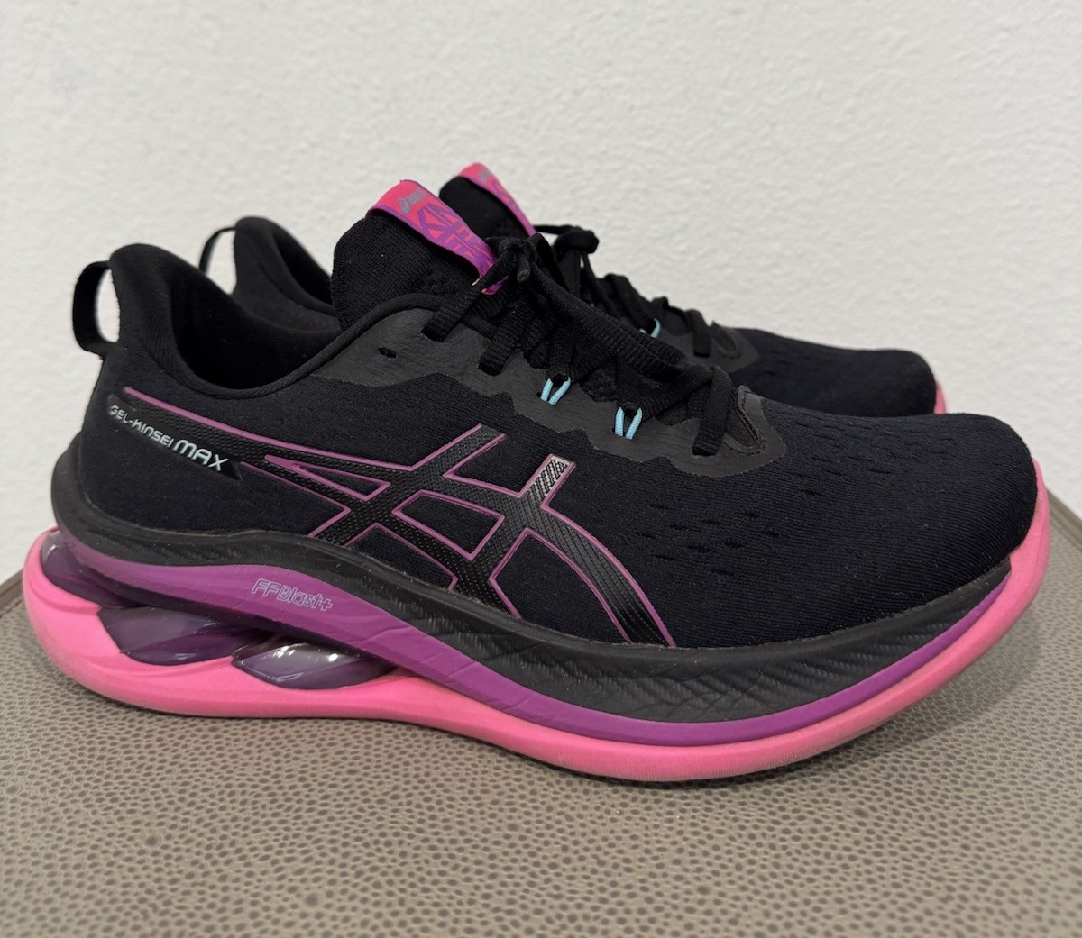 Asics Gel Kinsei Max Sneakers Running Shoes Women’s Size 11 Black / Pink