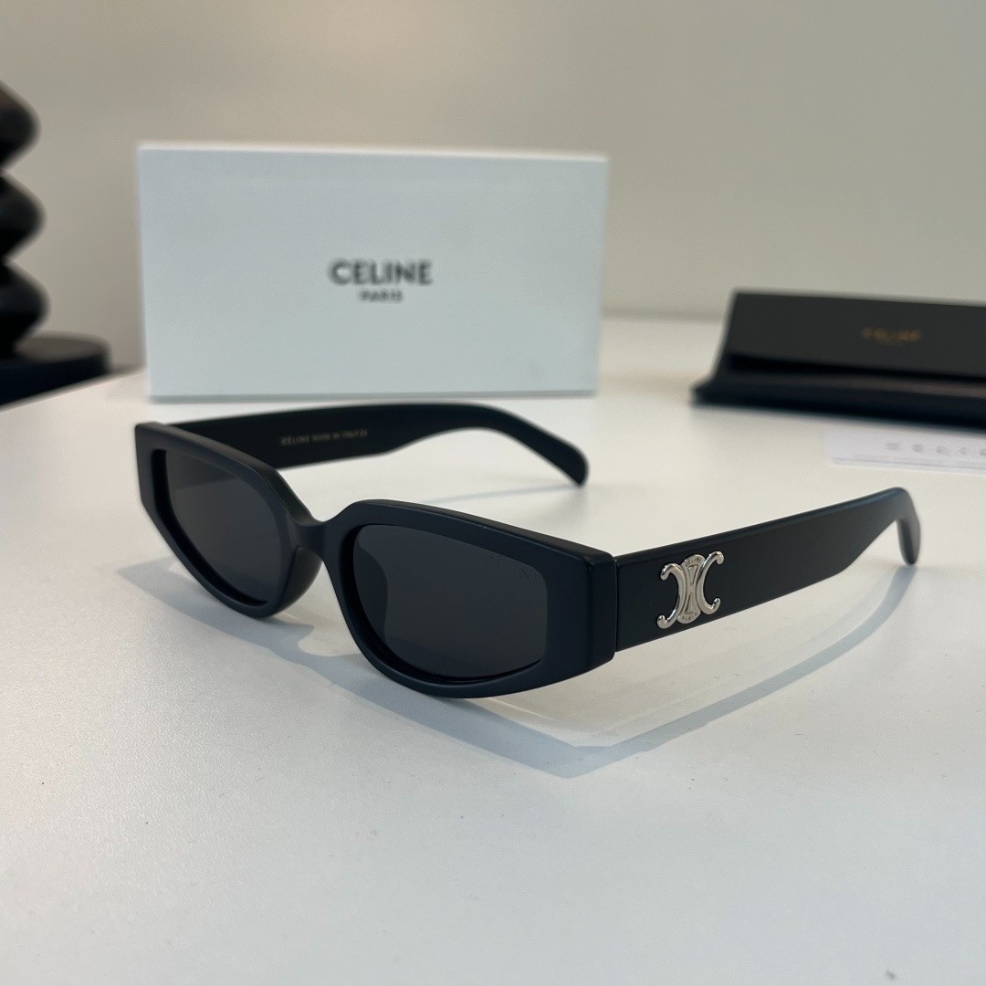Celine CL40282U 01B Triomphe Sunglasses Black Silver Logo 53‑18‑140