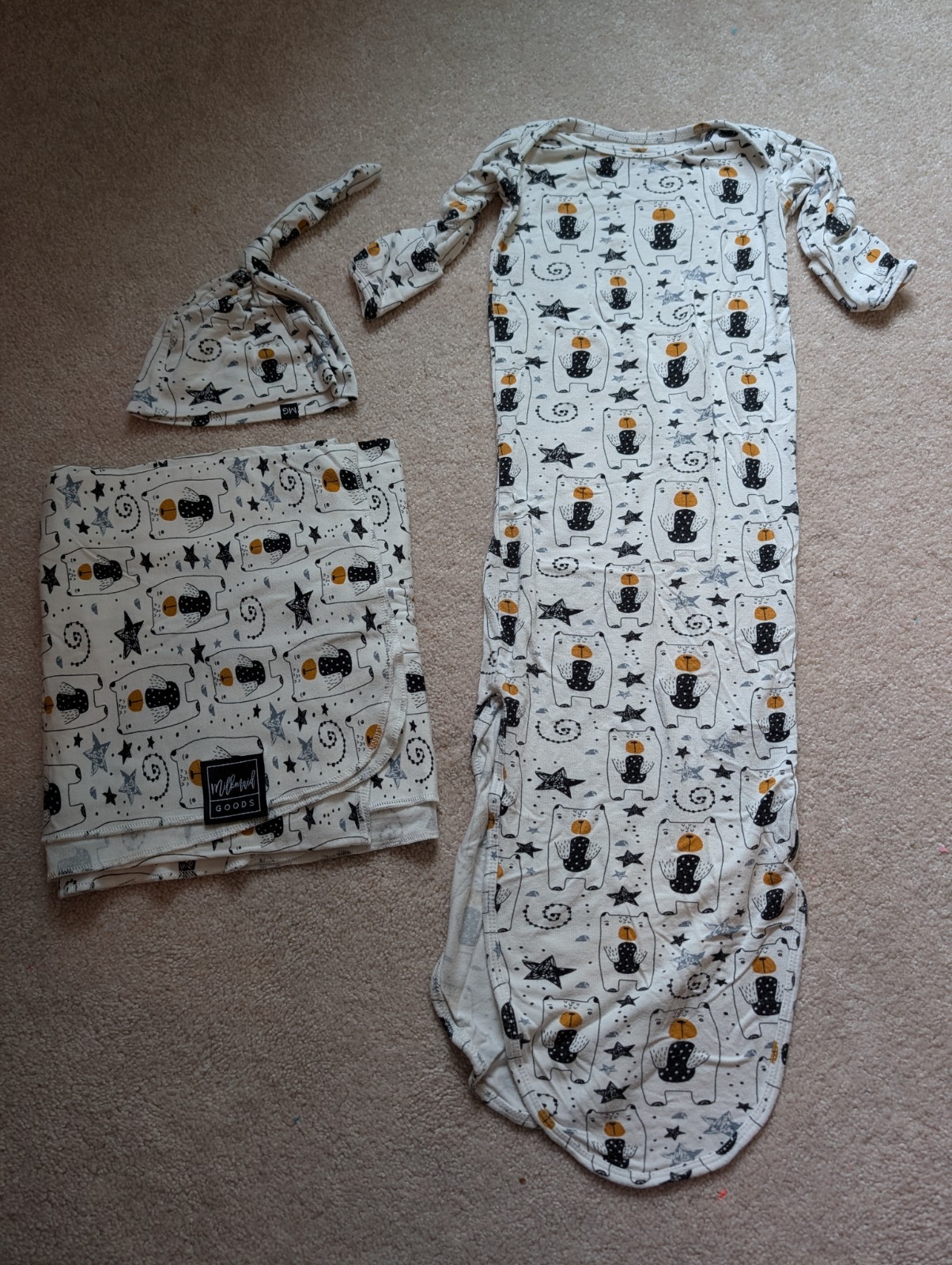 Milkmaid Goods Bears & Stars Knotted Gown Swaddle Blanket Hat Set 0-3M
