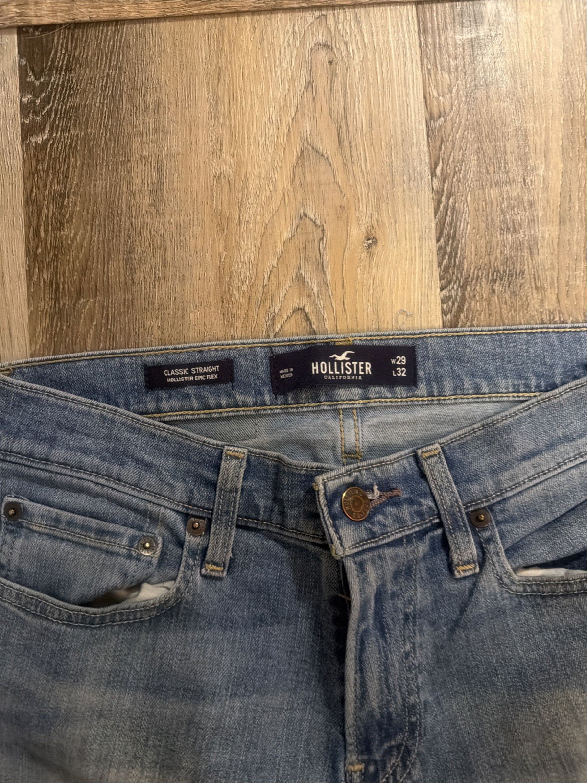 Hollister Classic Straight Epic Flex Blue Jeans Size 29×32 Distressing