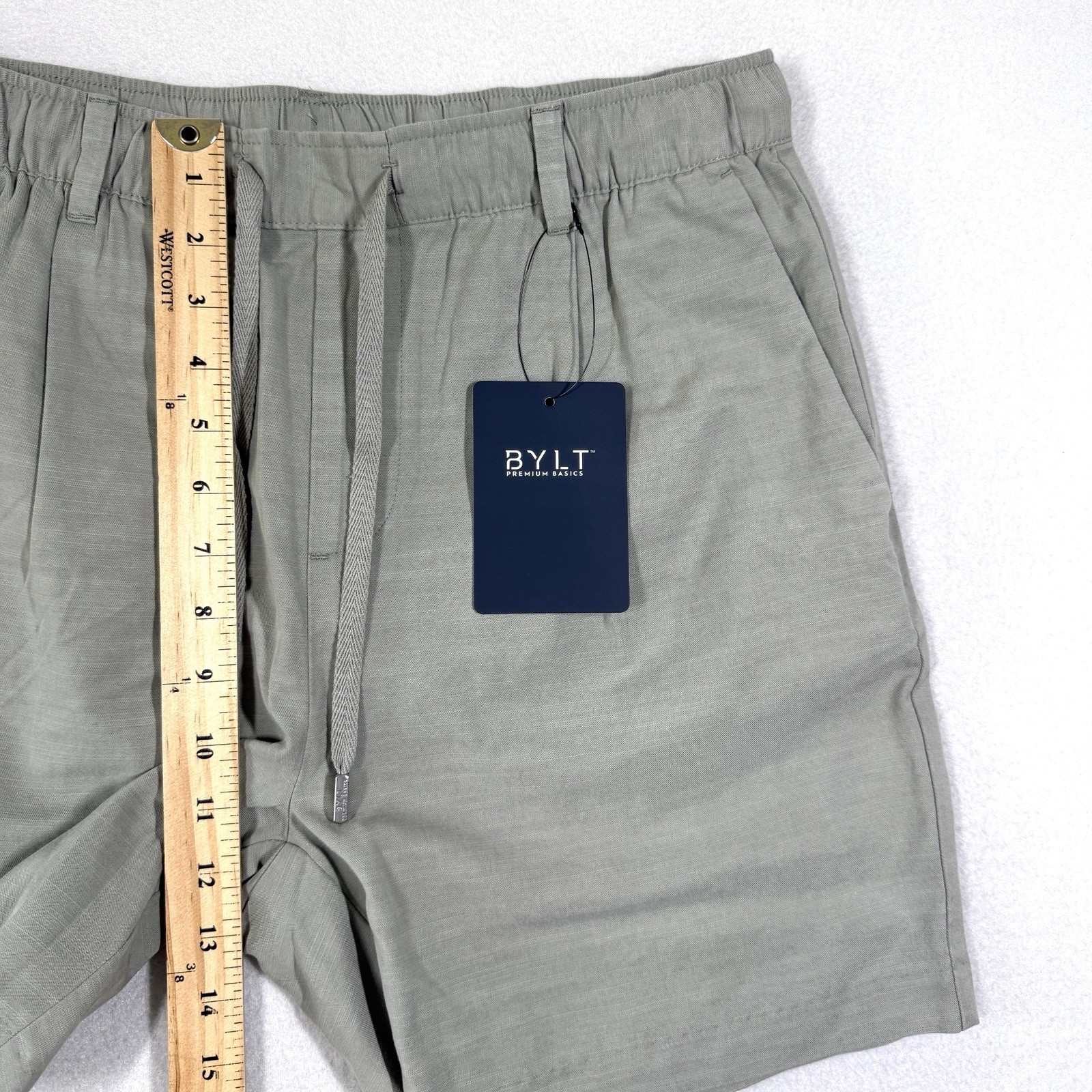BYLT Shorts Men Medium Paloma 2.0 in Willow Green 6″ Inseam Pull On Coastal NWT