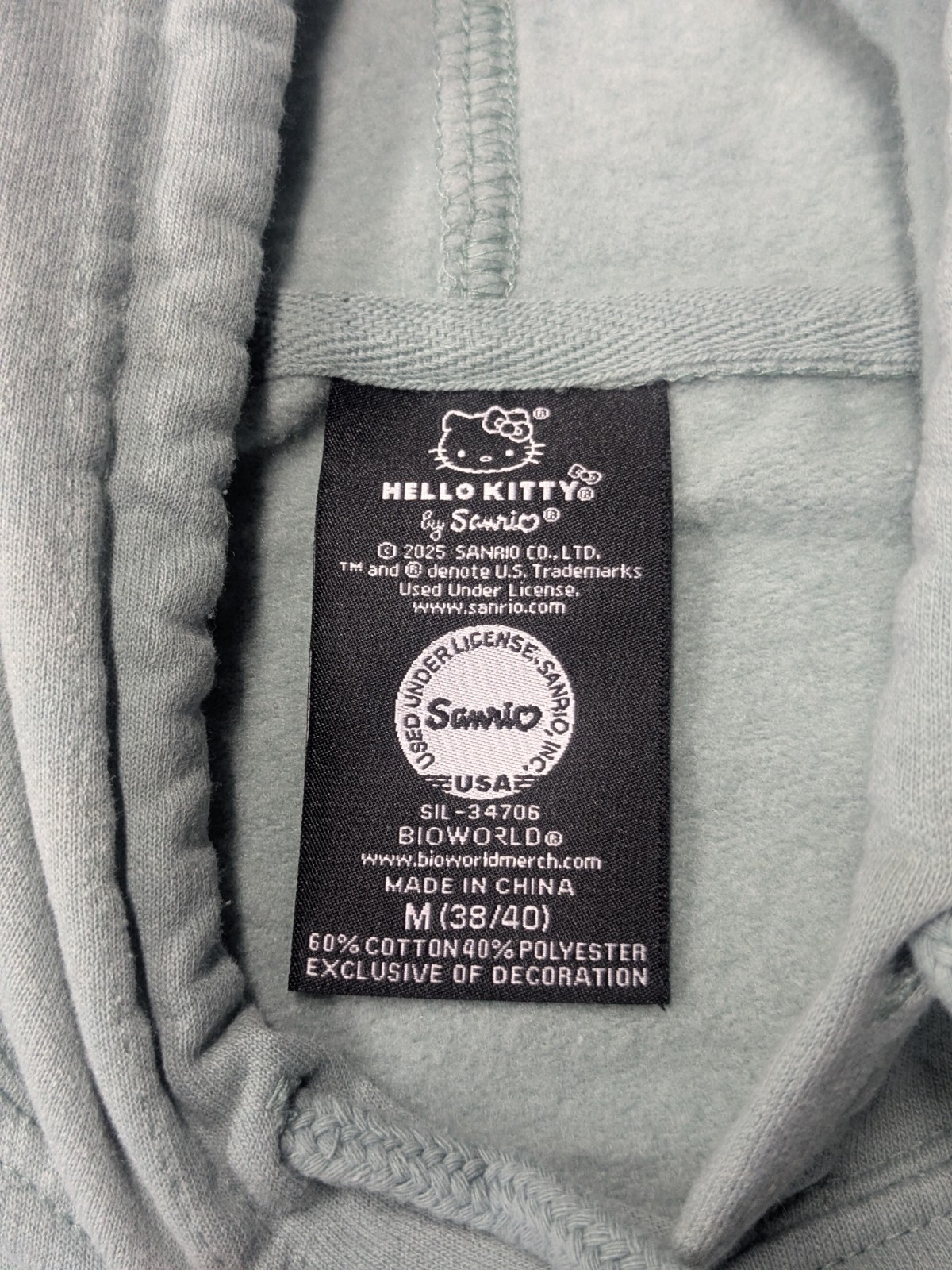 Sanrio Hello Kitty & Friends “Always Be Kind” Sage Hoodie Sweatshirt – Size M