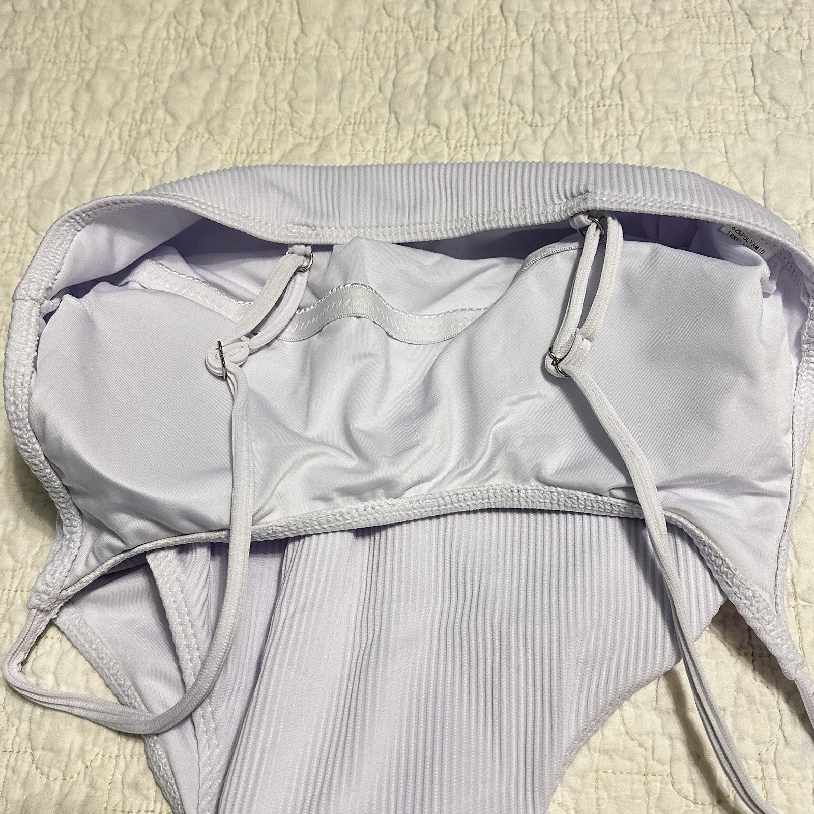 Unbranded White 1 Piece Swimsuit Adj Strap Textured Women Med Lined Beach Cruise