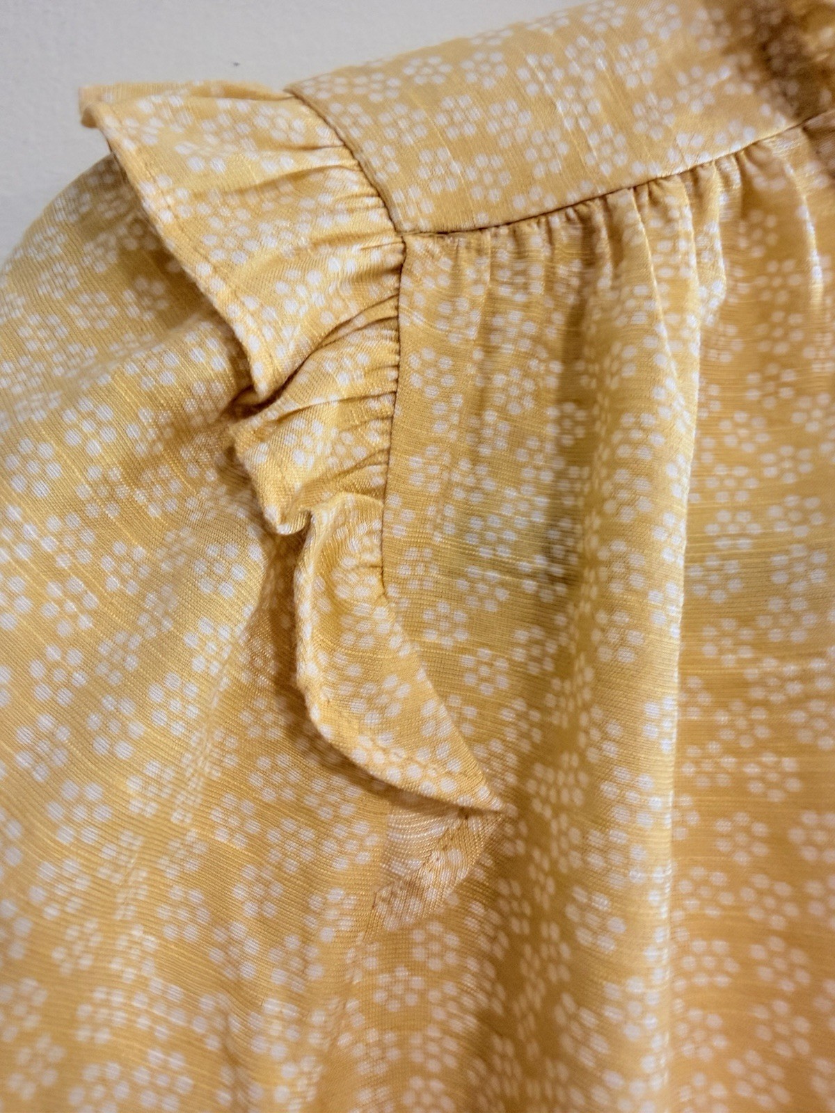LC Lauren Conrad Blouse Yellow/White Ruffle Neck Puff 3/4 XS