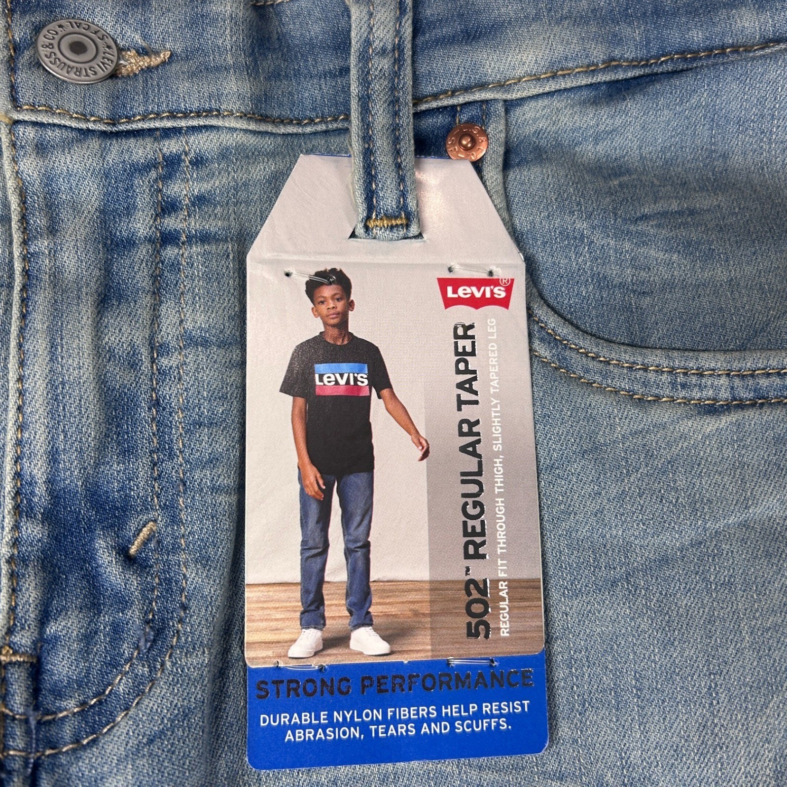Levi’s 502 Regular Taper Jeans Boys 18 REG (29×31 ) Light Wash NEW