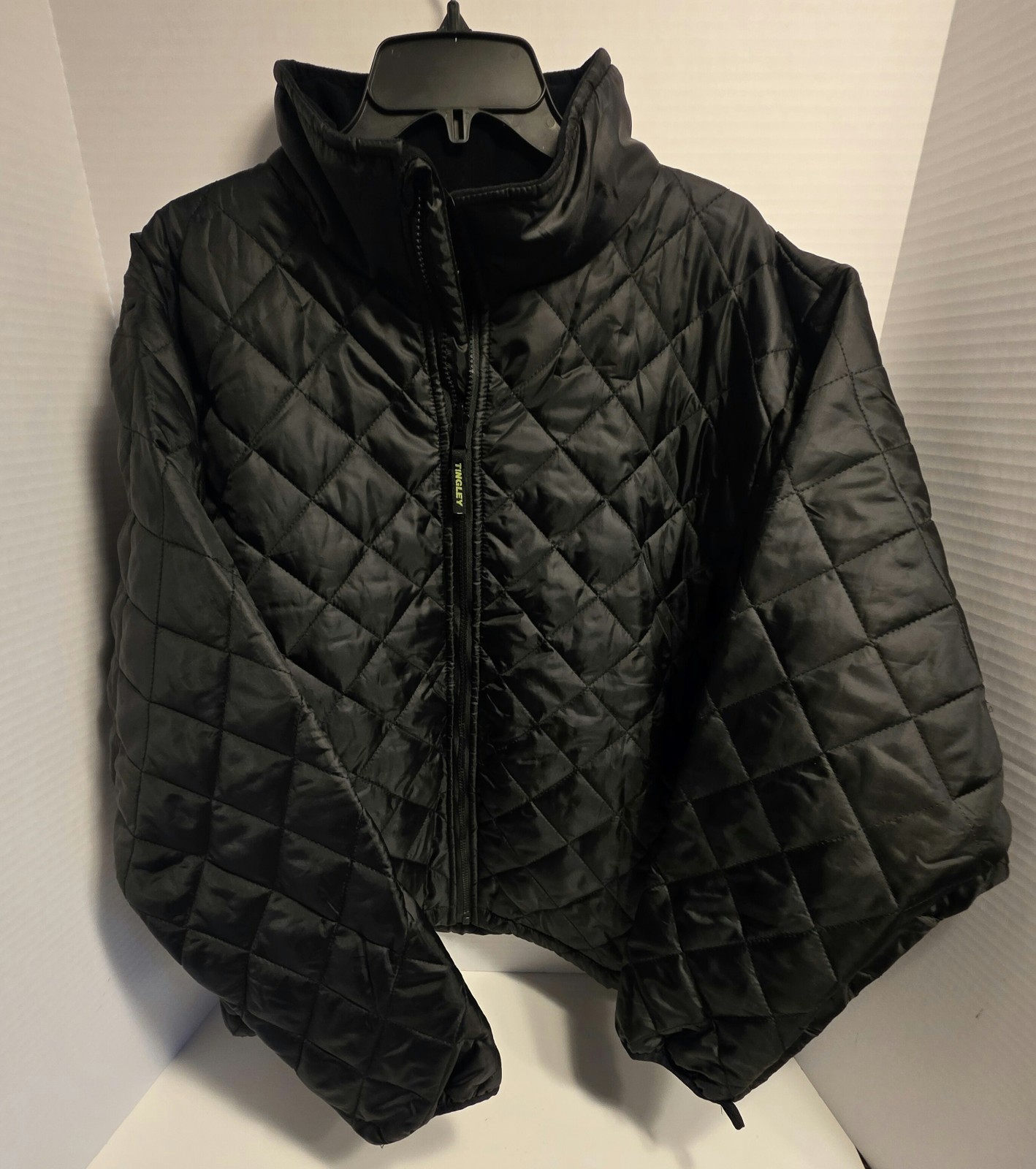 Tingley Black Quilted Stand-Up Collar Zipper Men’s Jacket Size L