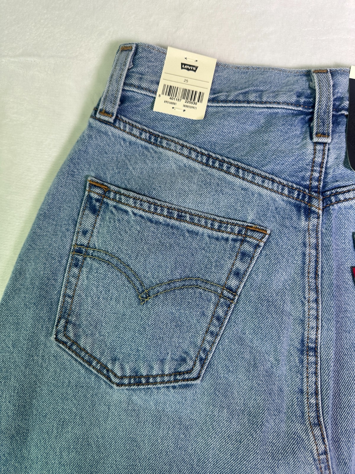 Levi’s Deconstructed Denim Skirt High Rise A Line 25″ Waist BNWT 29″ Length