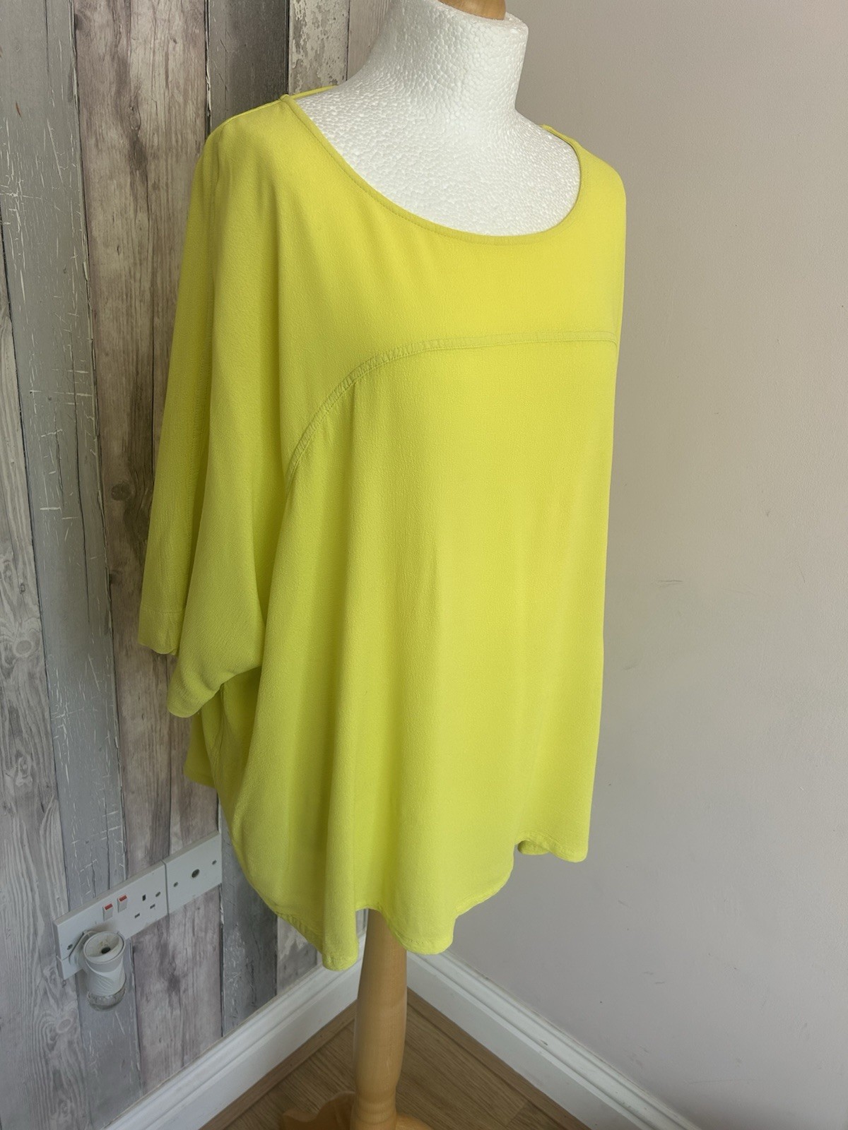 Sahara Top Women Size Med large Bright Yellow Oversized Slouchy Lagenlook