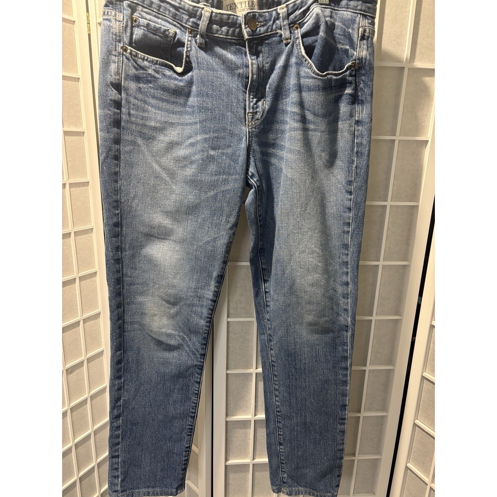 Elizabeth And James Textile Crawford Boot Cut Blue Jeans Size 32