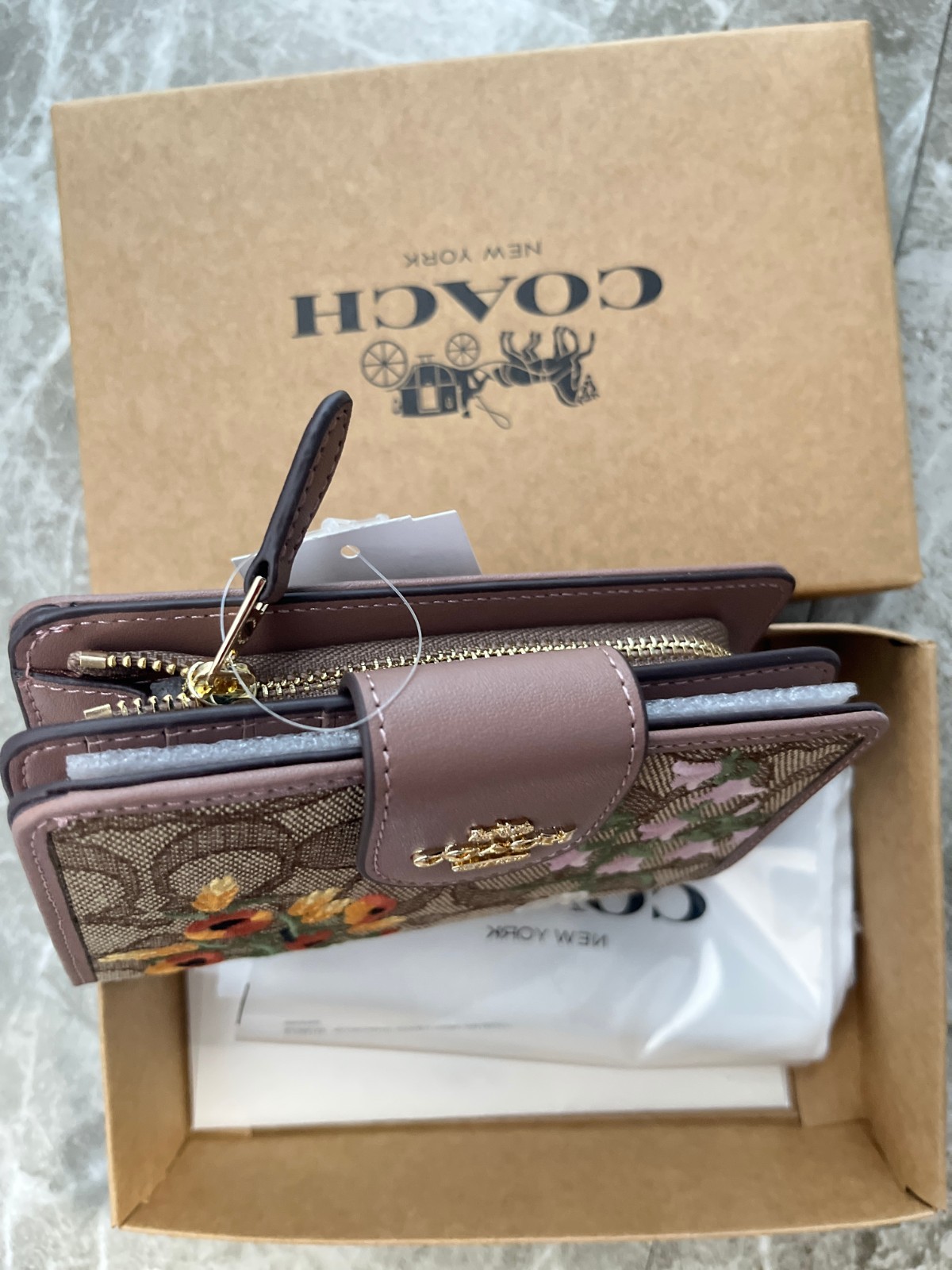 NEW COACH CEC32 Medium Corner Zip Wallet Signature Jacquard w Floral Embroidery