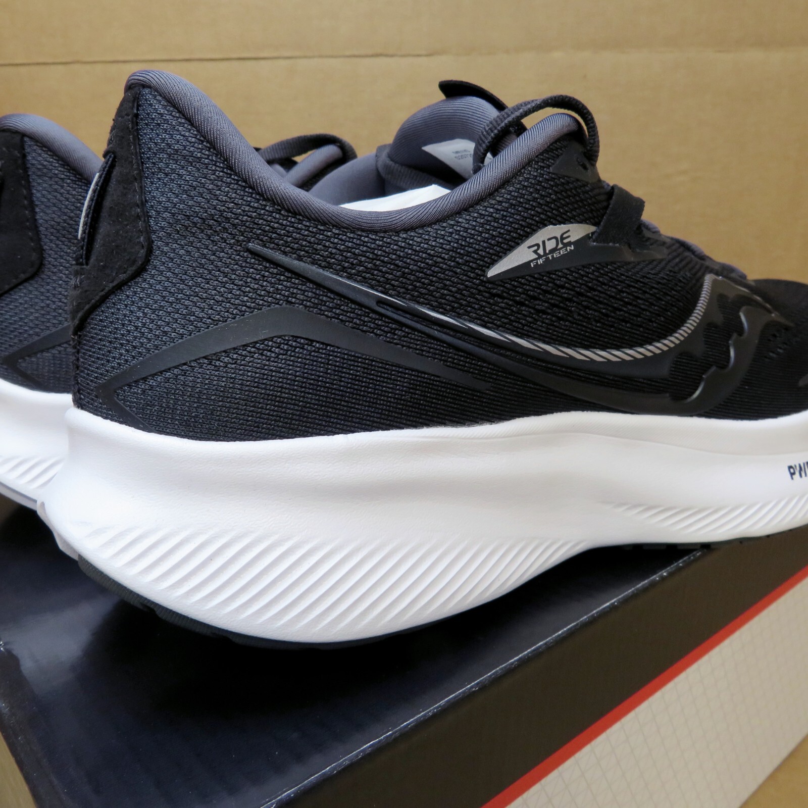 Saucony Ride 15 Running Shoes (Men’s Size 10.5 D)…Mostly Black Color