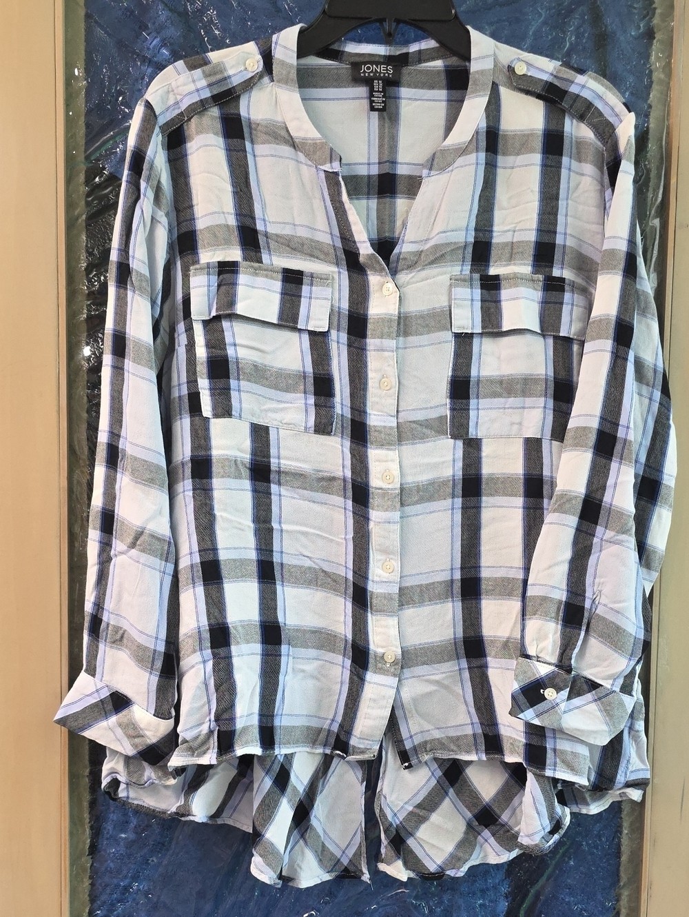 Jones New York White, Black and Light Blue Plaid Button-Front Shirt