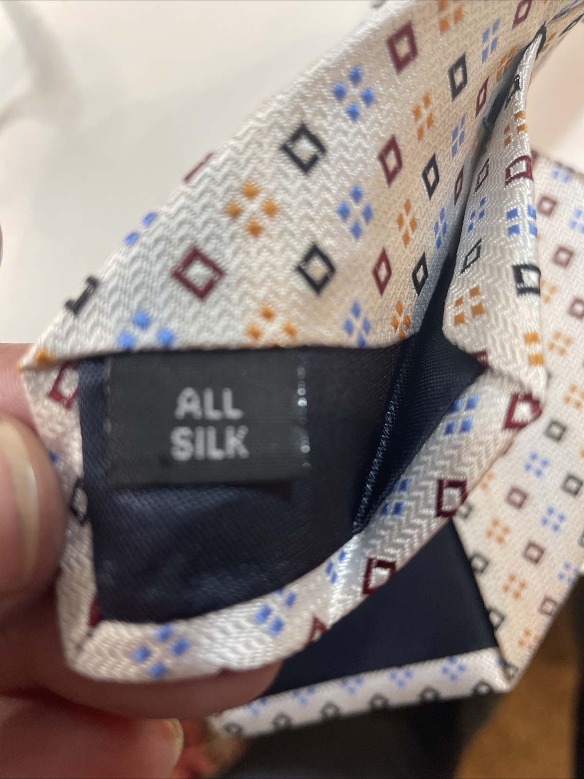 TOM JAMES Corporate Image Men’s 100% Silk Tie USA Geometric White Multicolor New