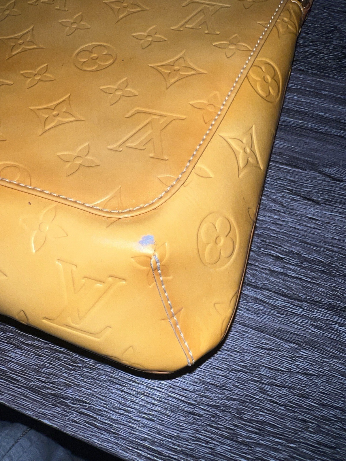 LOUIS VUITTON Thompson Street Monogram Vernis Leather Yellow Shoulder Bag M91071