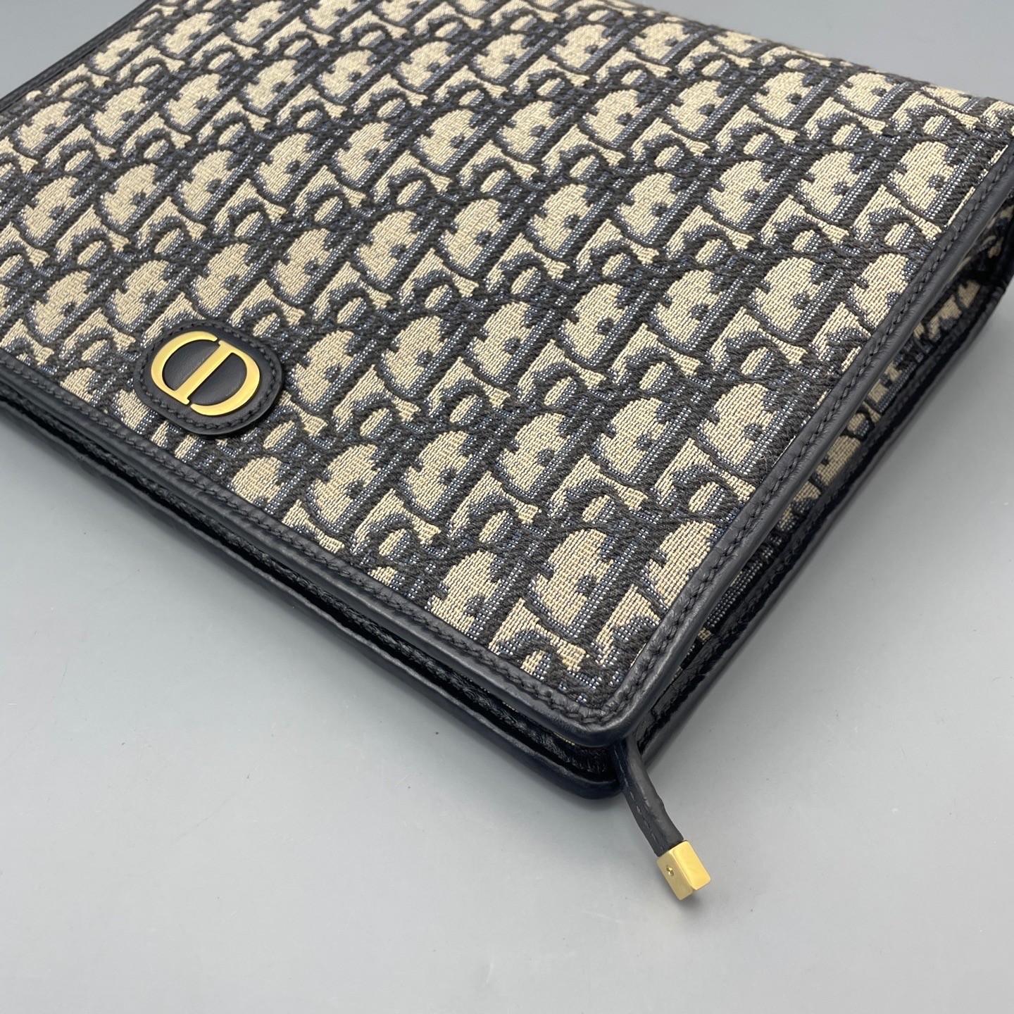 Dior Pre-Owned Authentic Luxury Handbag Monogram 26*20*6cm