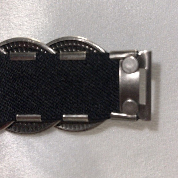 Vintage Gunmetal Silver Metal Medallion Elastic Stretch Waist Belt Boho Western