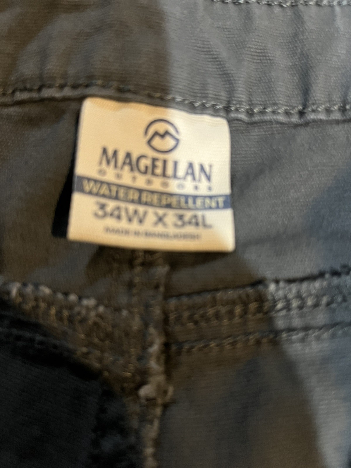 Magellan Water Repellant men’s pants size 34×34 long Gray 5-pocket