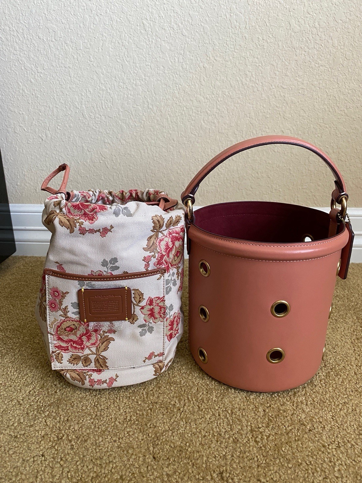 Coach Drawstring Bucket Bag With Grommets Crossbody Leather Bag 69654 Peach