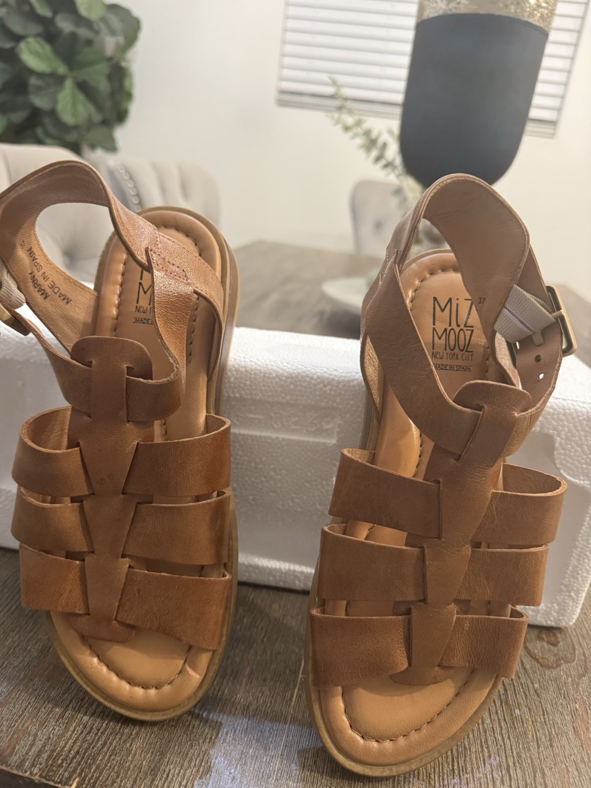 NEW MIZ MOOZ GLADIATOR WEAVE SANDALS SIZE 37 BROWN MARNY SANDALS FLAT COMFORT EX