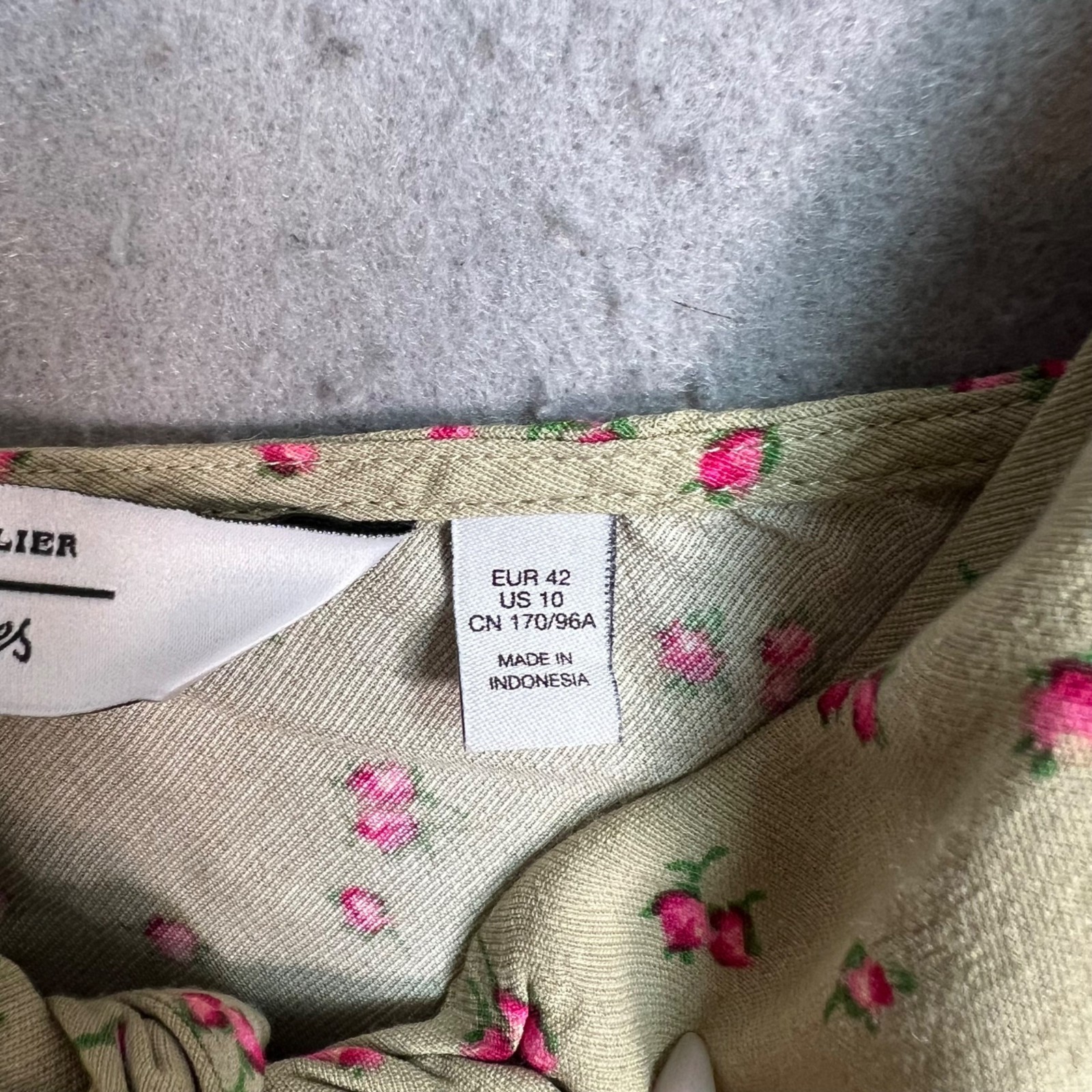 & Other Stories Floral Spaghetti Strap Top Womens Size 10